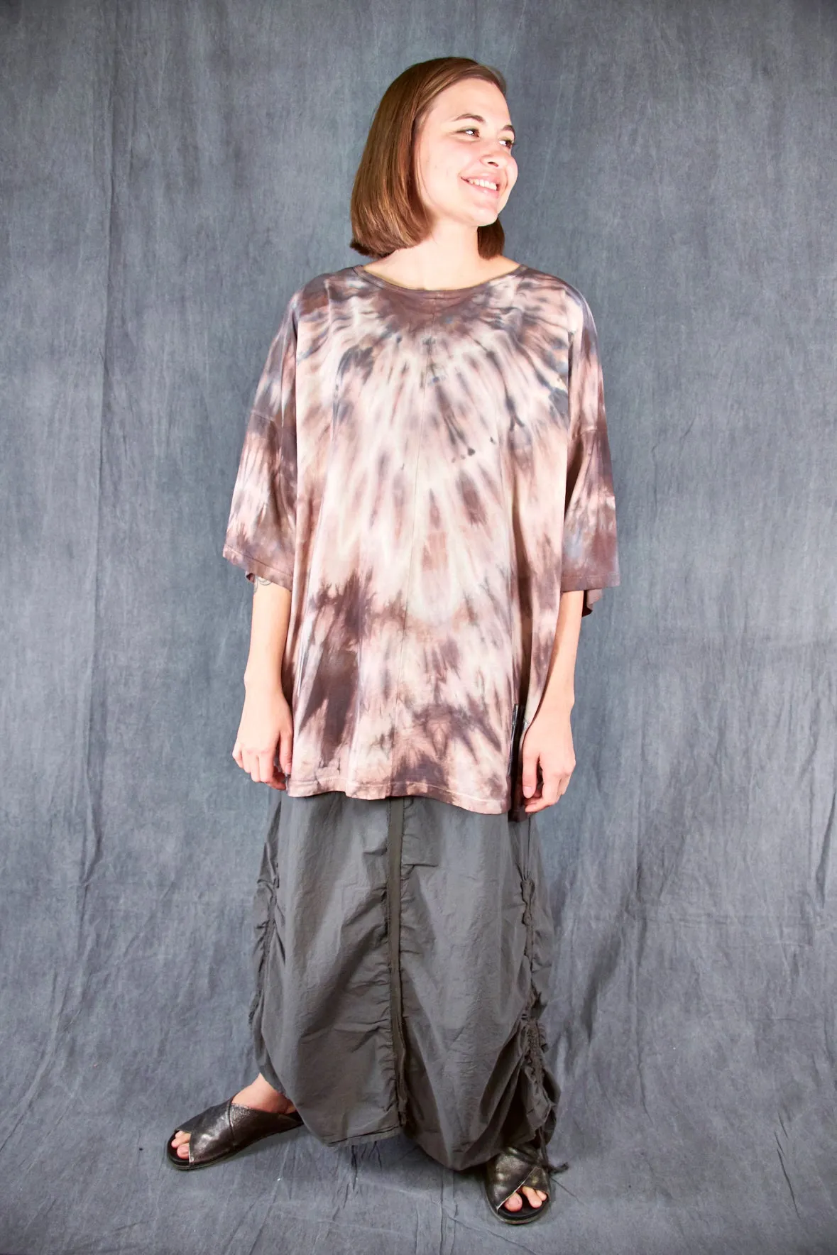 1236HD Line Tee Desert Land and Coffee 30.5"