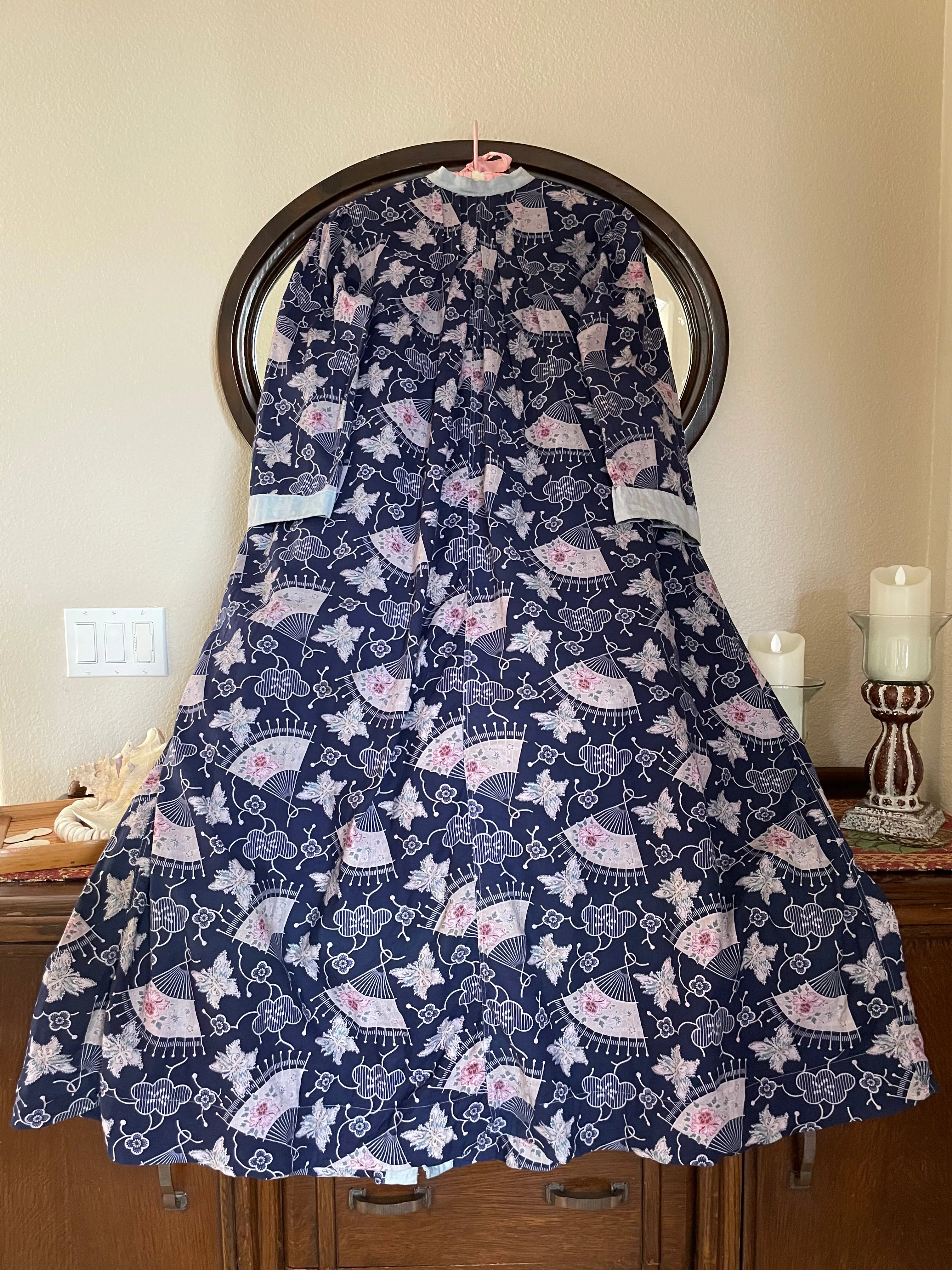 1930s Fan Print Cotton Bell Sleeve Floor Length Robe