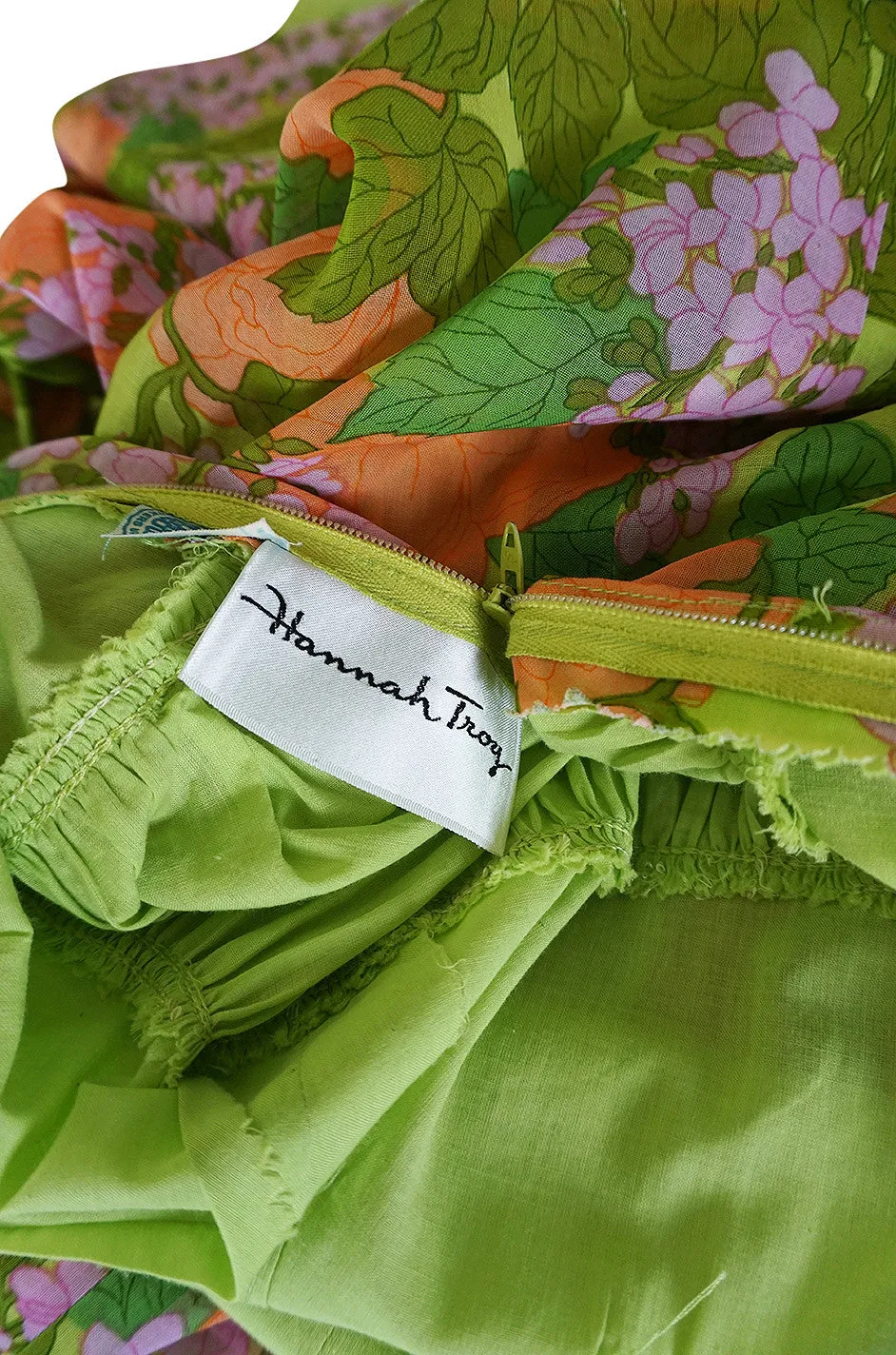 1950s Hannah Troy Pretty Floral Cotton Voile Print Dress