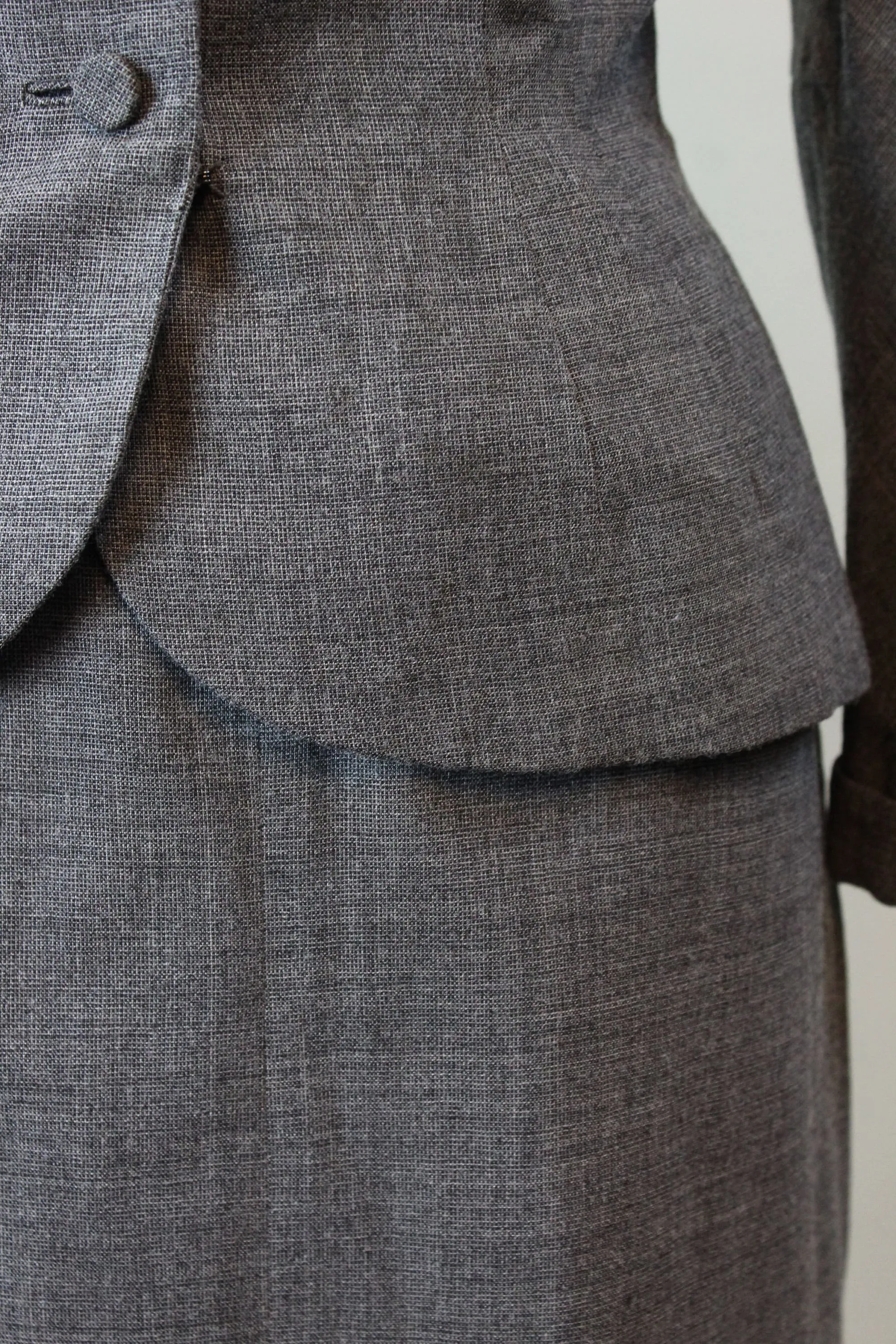 1950s SPECTATOR fitted light wool SUIT xs | new fall winter