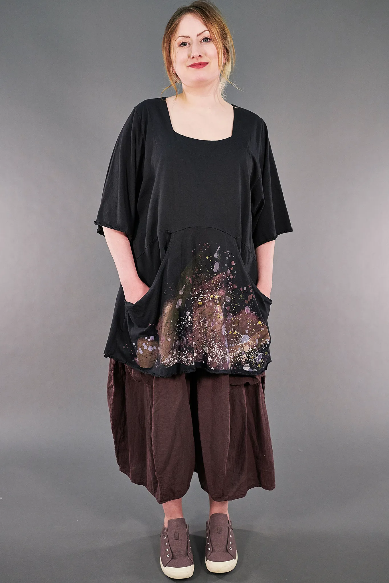 2187-2  Be Here Now Tunic Magpie Black-P