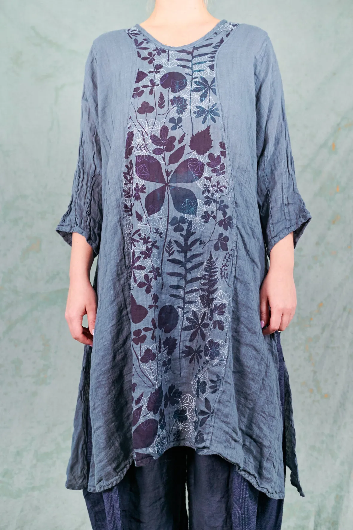 2193 Sun Drawing Tunic-Century Blue-P