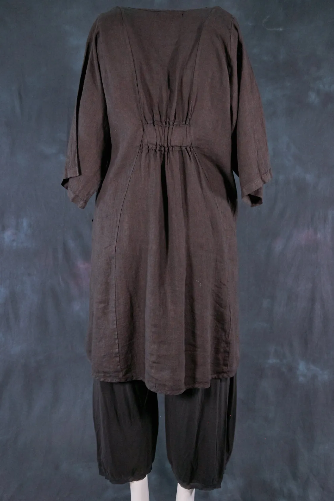 2229 Teatime Tunic Black-U