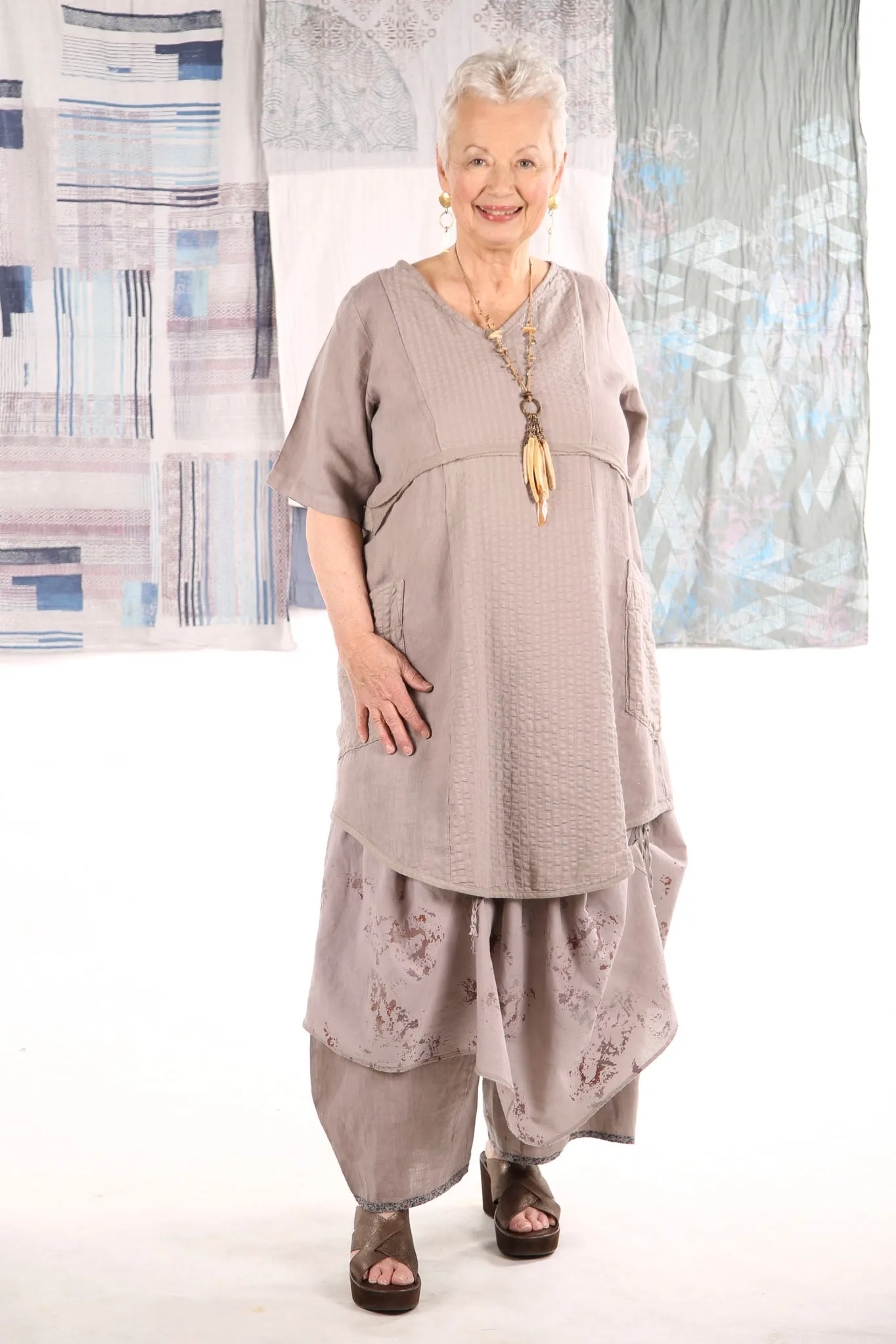 2240 Heart and Soul Tunic Moon Rock-U