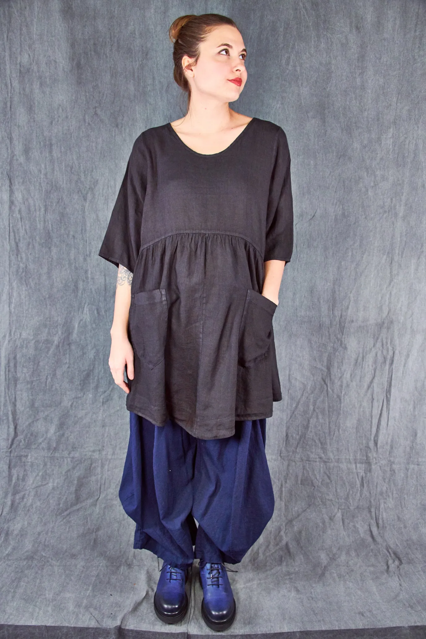 2259 Charleston Linen Tunic Black-U