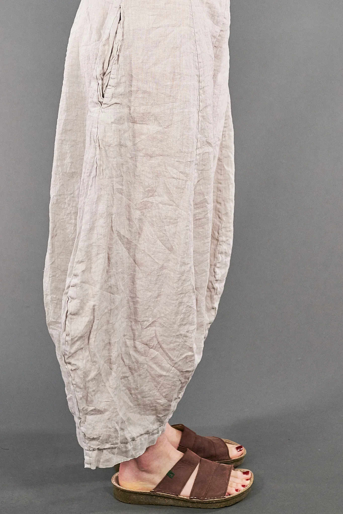 3187 3D Linen Crop Fog-U
