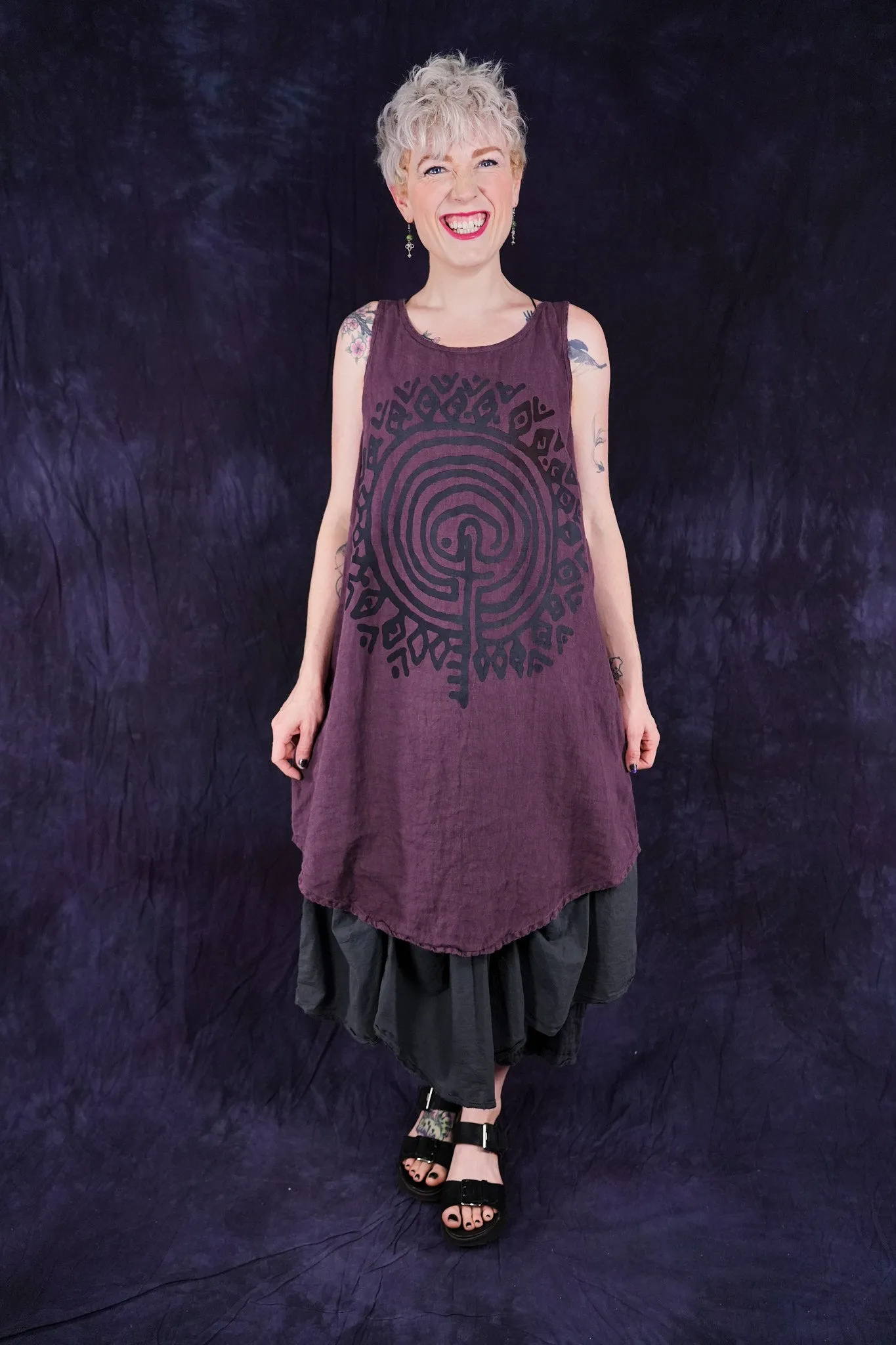 6220 Linen Scoop Hem Midlayer Fig-P
