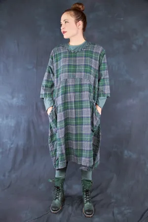 7114 Cabin Dress Garden Plaid