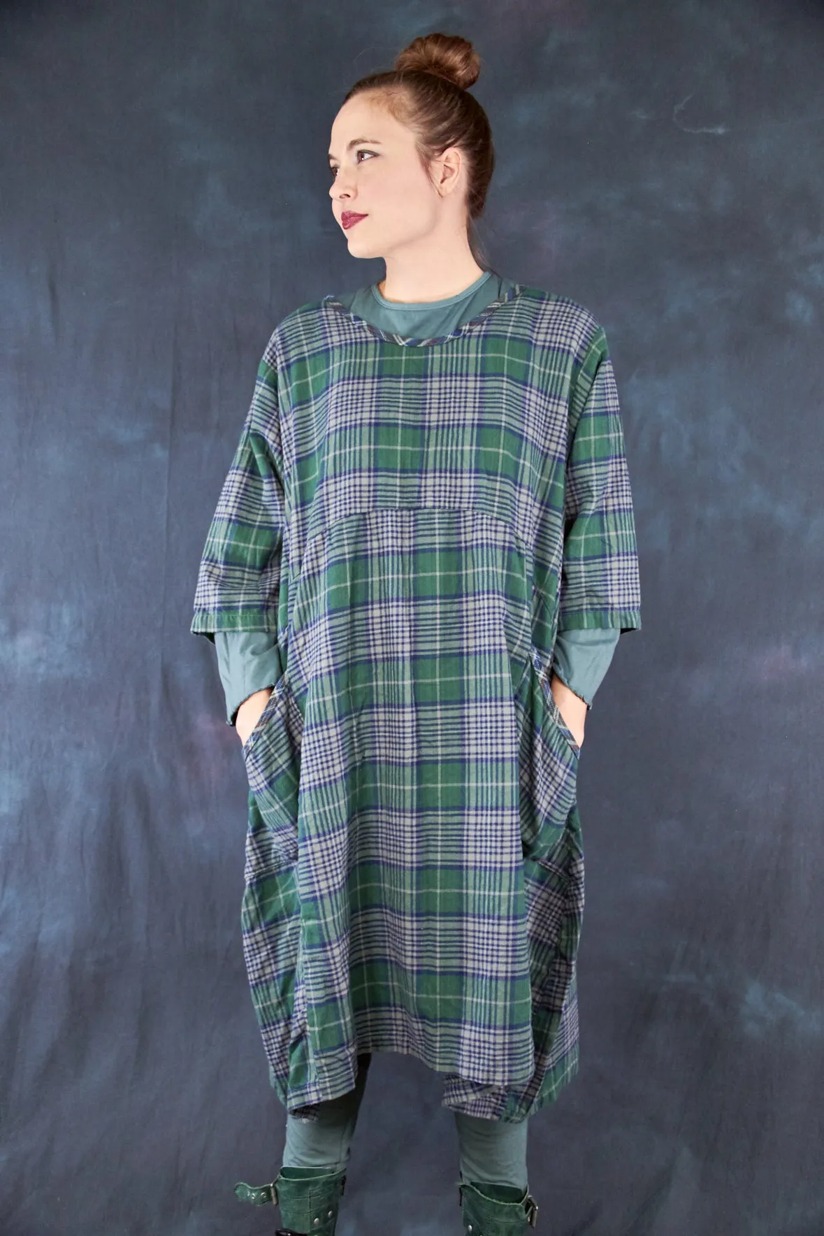 7114 Cabin Dress Garden Plaid