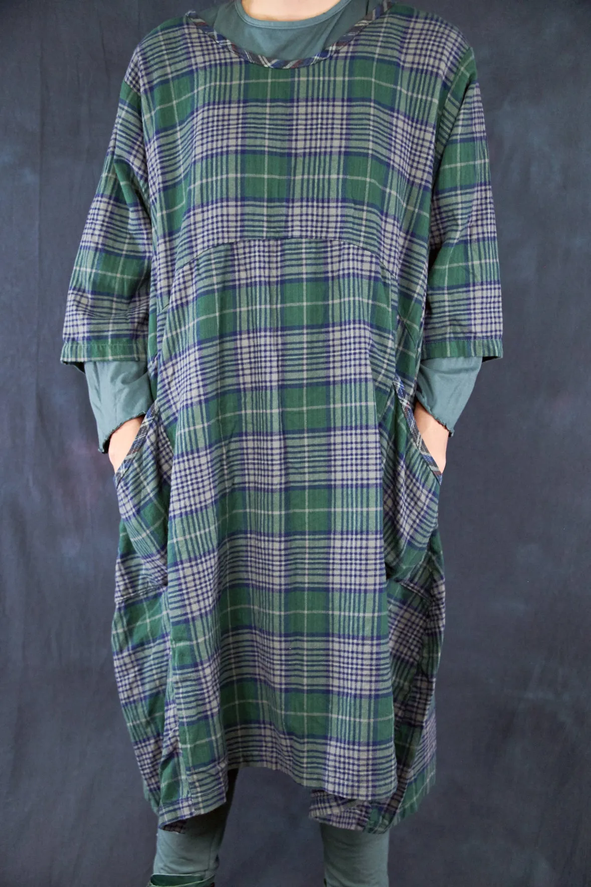 7114 Cabin Dress Garden Plaid