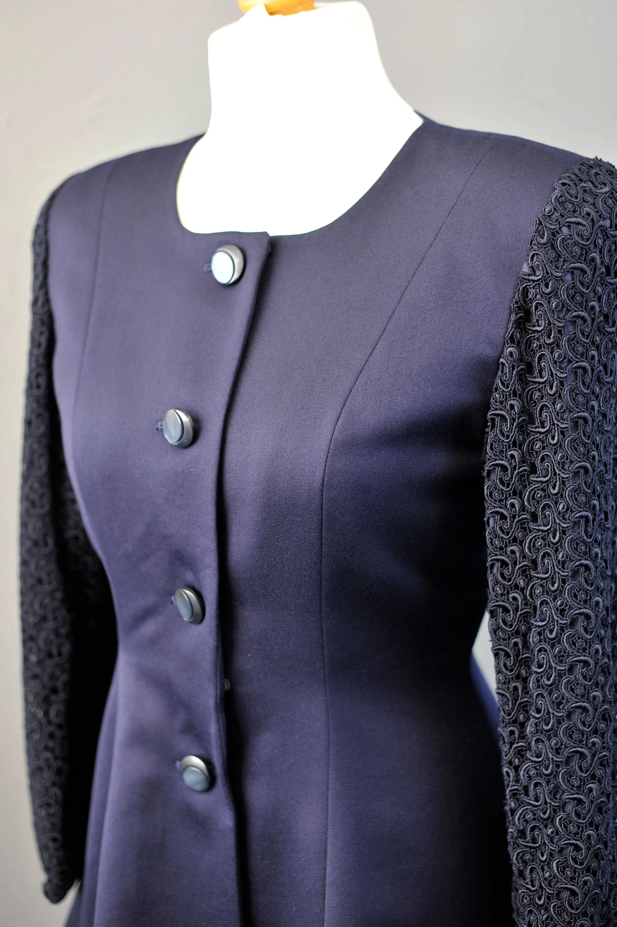 90s Tailored Navy Wool Jacket with Guipure Lace Sleeves, Long Collarless Blazer, Size Medium