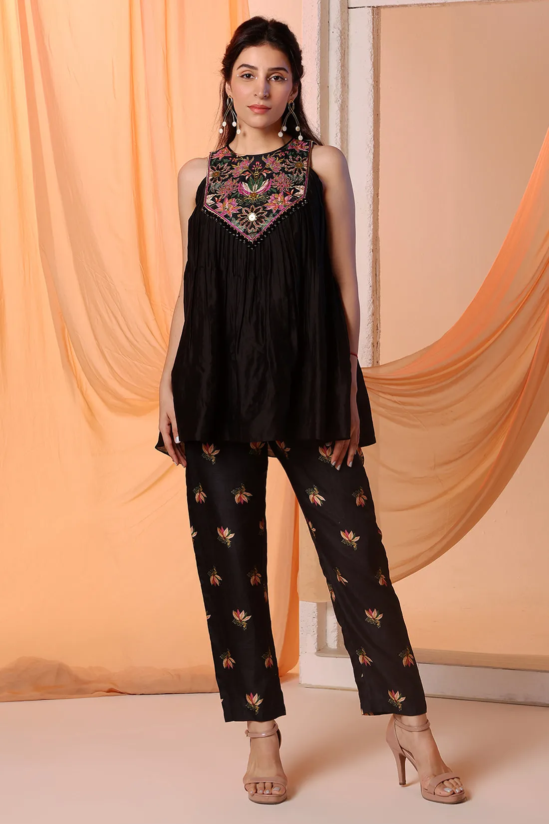 Black aarani gathered top and pants