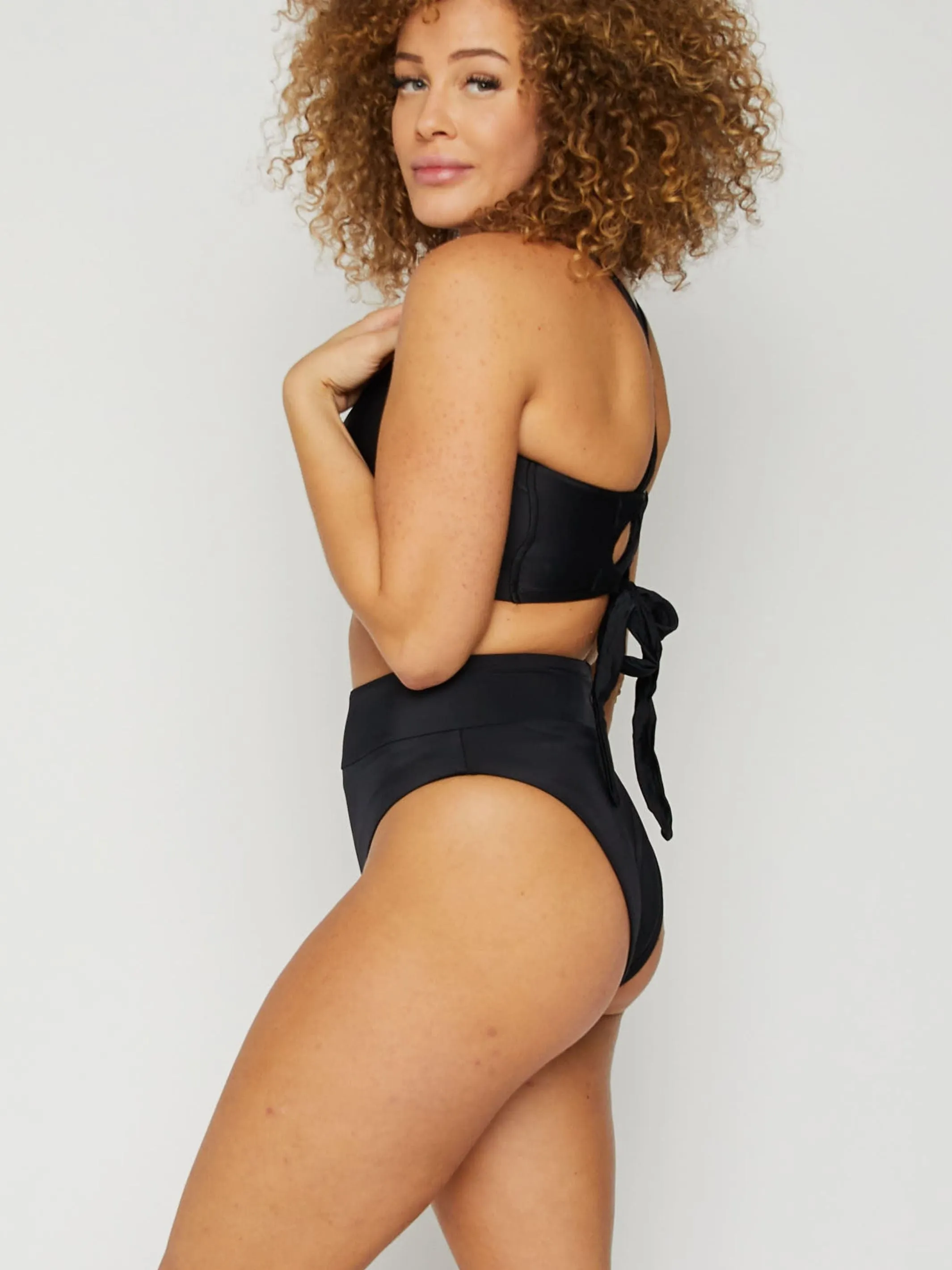 Capri  Bottoms