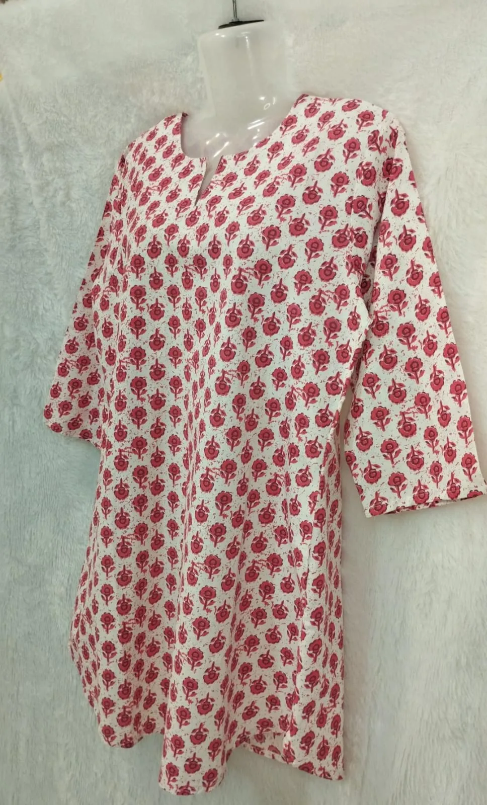 CORAL AND WHITE FLORAL KURTI