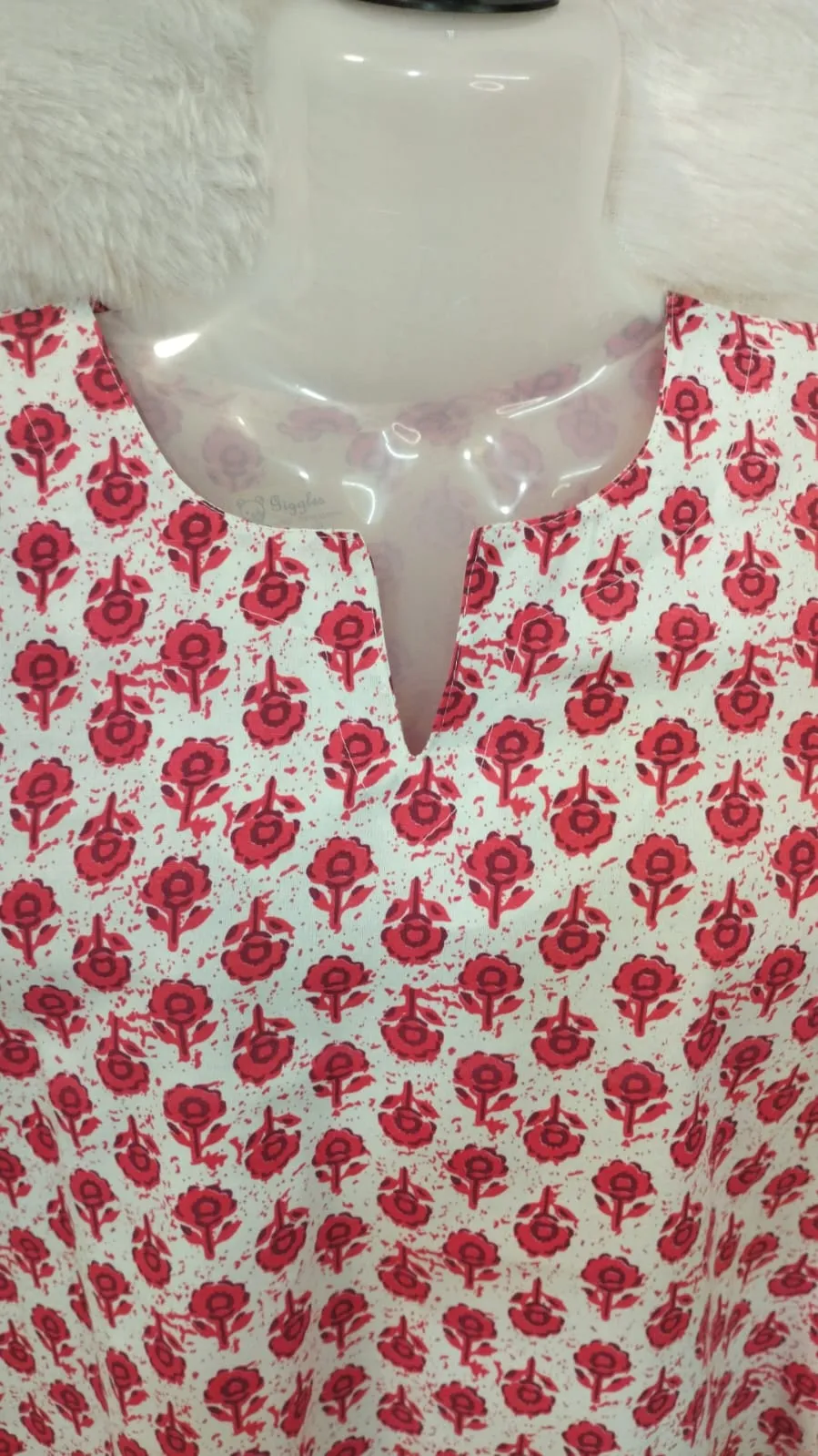 CORAL AND WHITE FLORAL KURTI