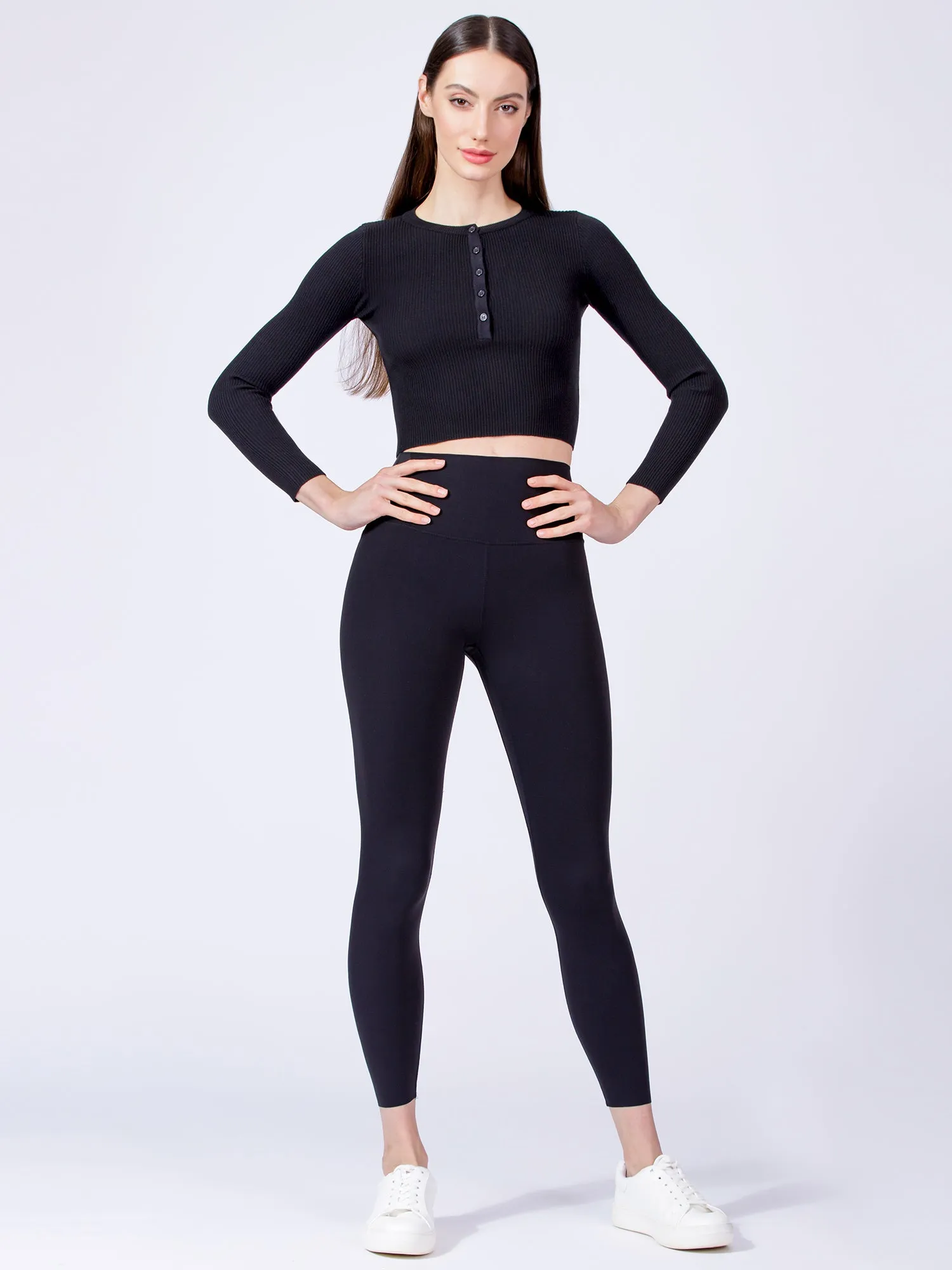 CROPPED HENLEY TEE