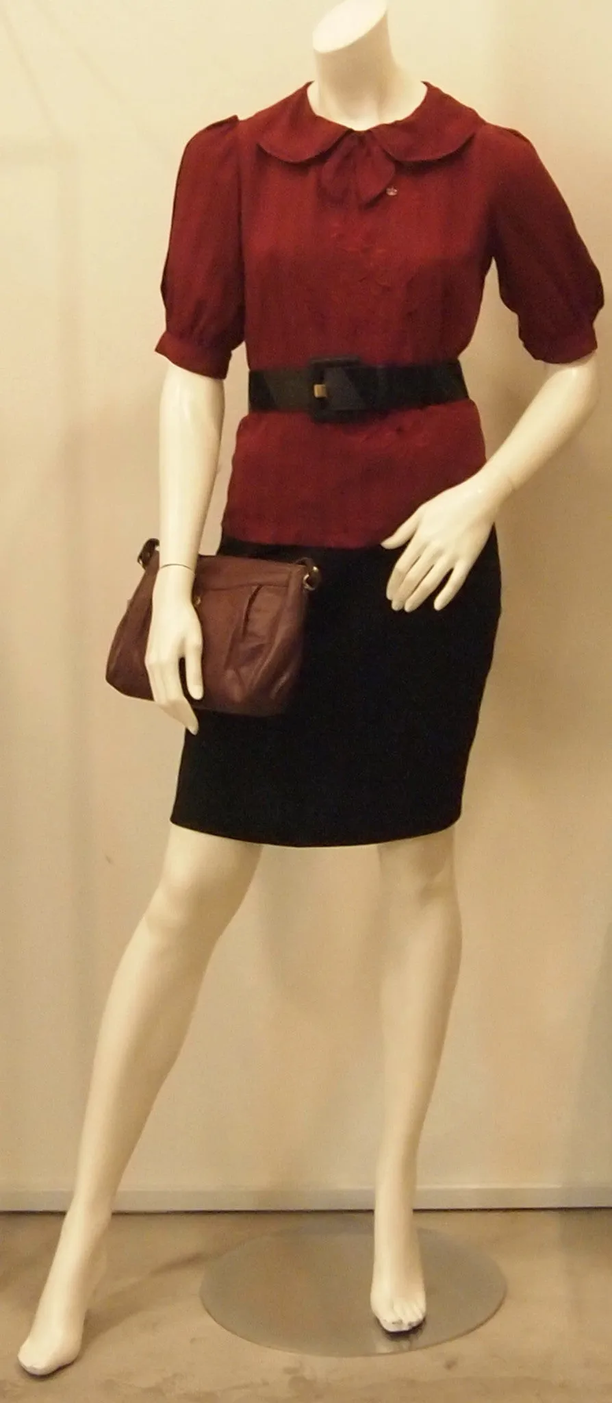 EMBROIDERED FLOWERS MAROON VINTAGE TOP