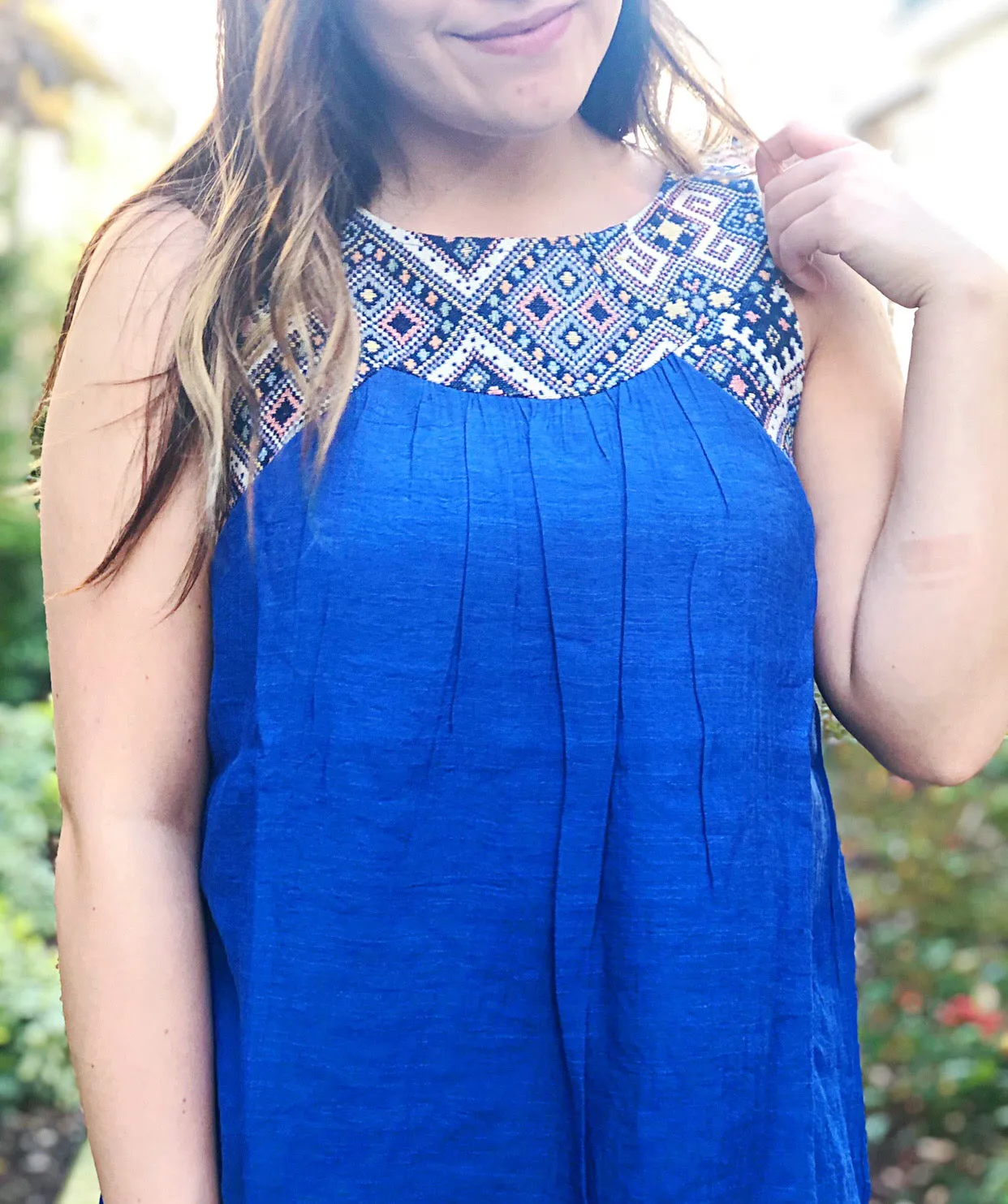 EMBROIDERY STELLA TOP W/LACE UP BACK