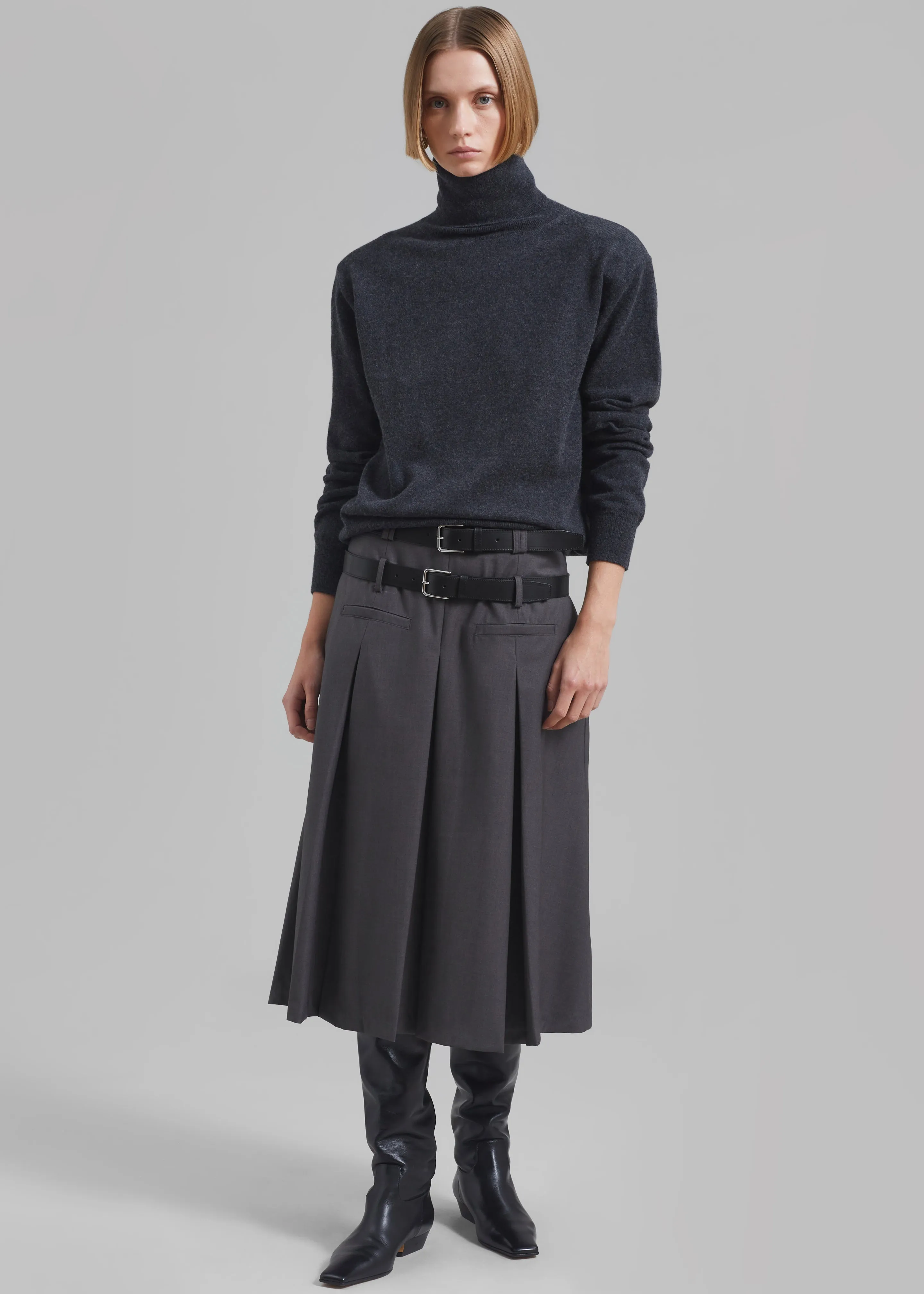 Ines Thin Padded Turtleneck - Charcoal