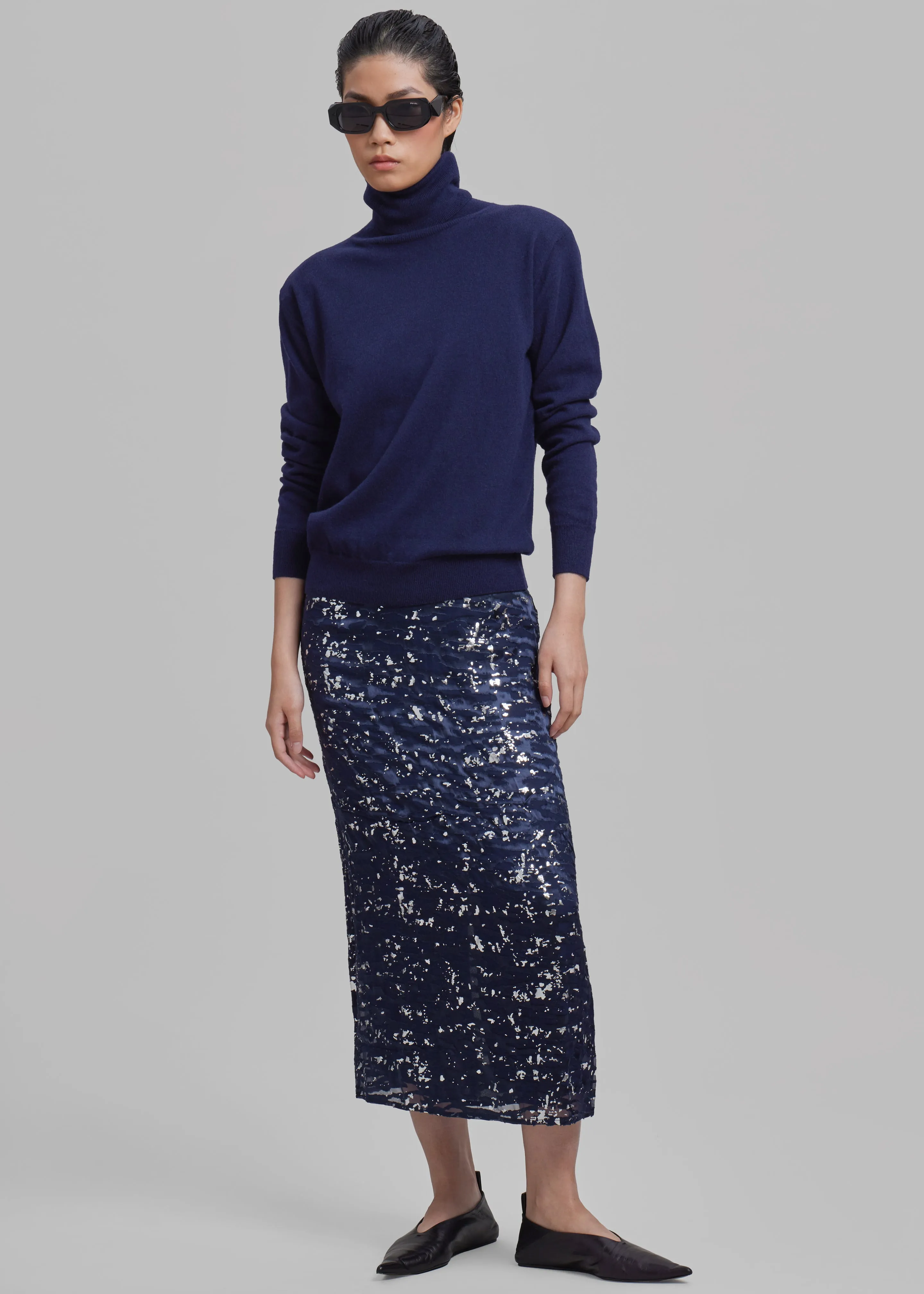 Ines Thin Padded Turtleneck - Navy