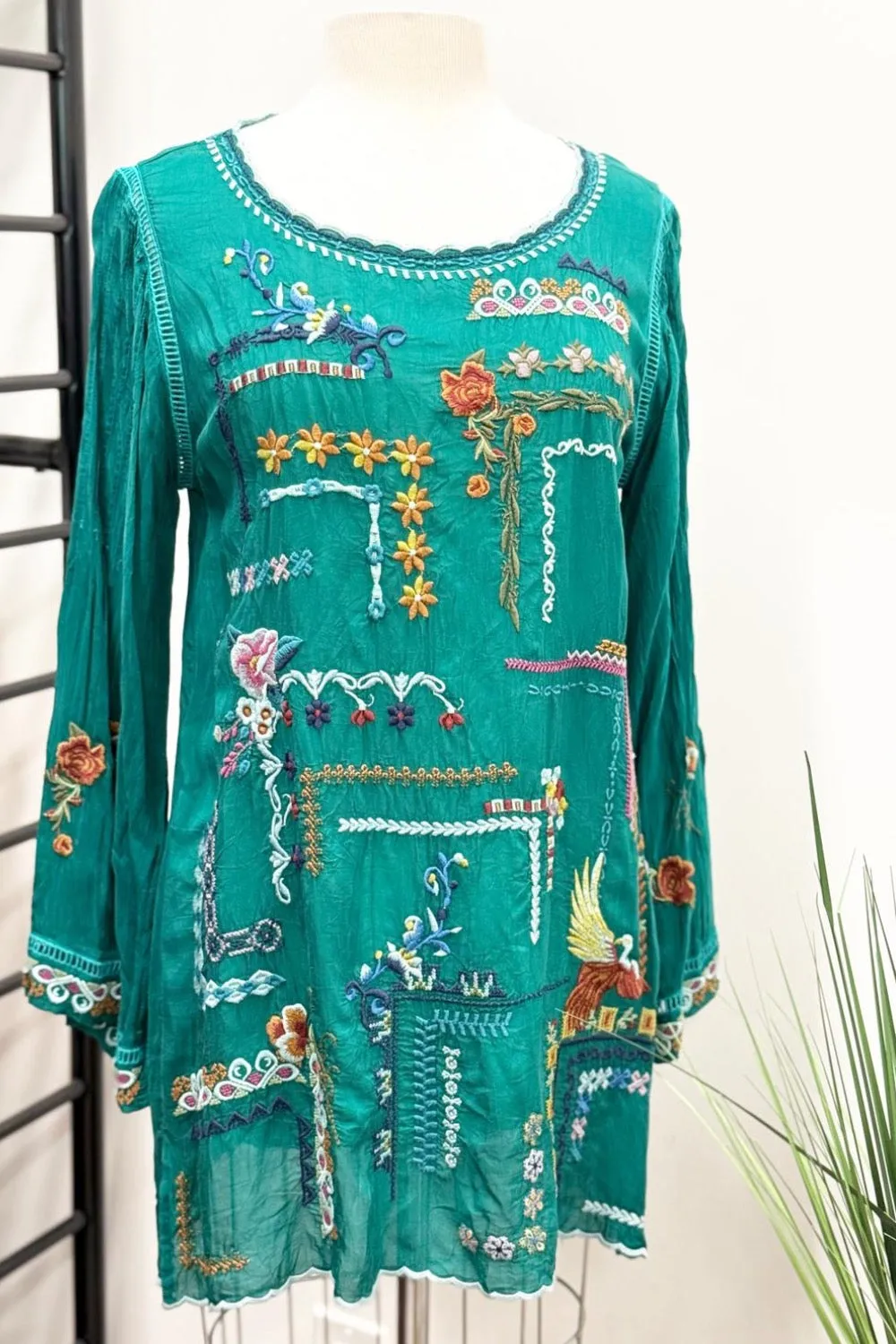 Johnny Was Iver Embroidered Tunic Top C28223 *