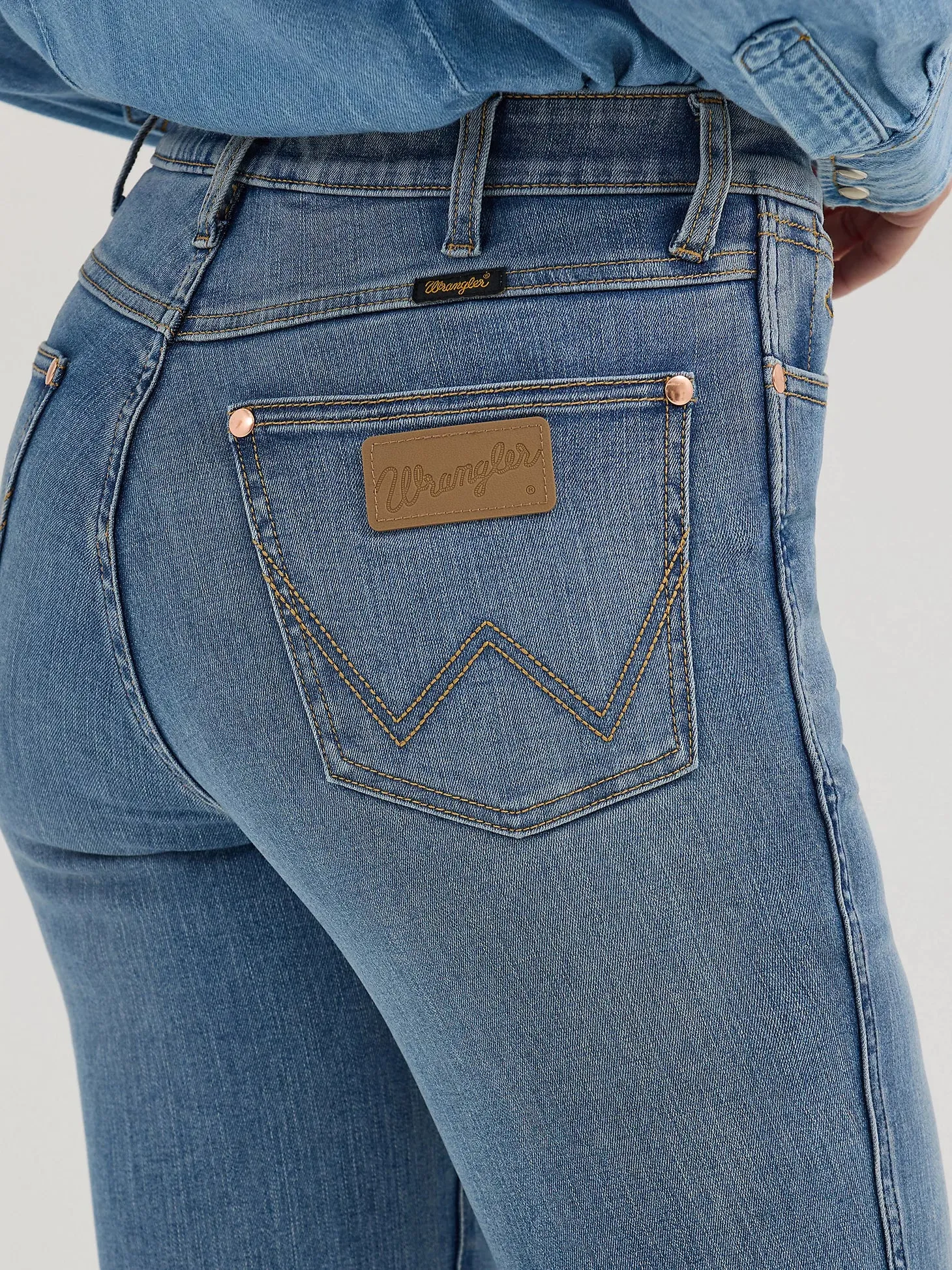 Lainey Wilson X Wrangler Daydream Flare Bell Bottoms