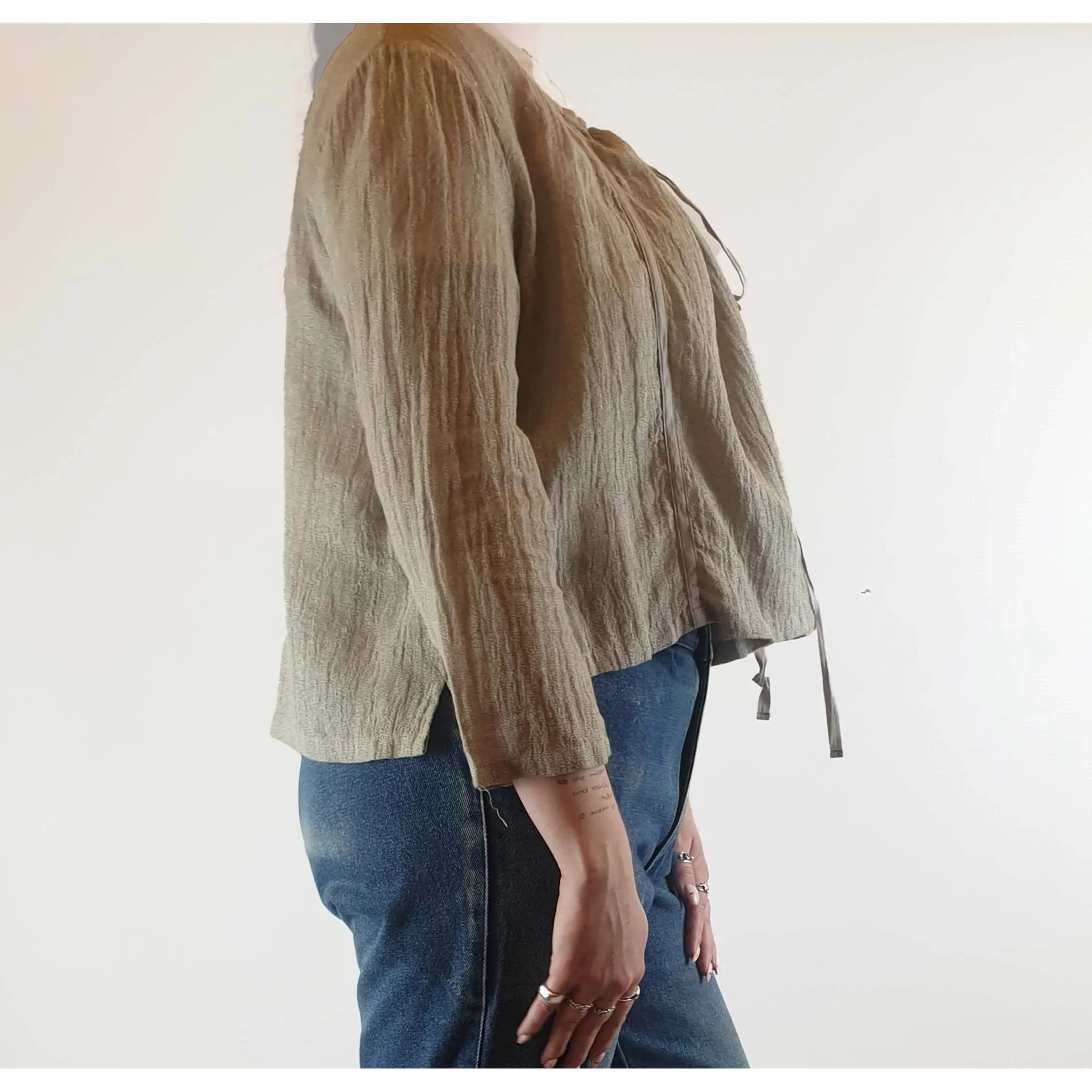Lee Mathews grey 100% linen cardigan with drawstring at the neck size 3 (best fits 12-14)