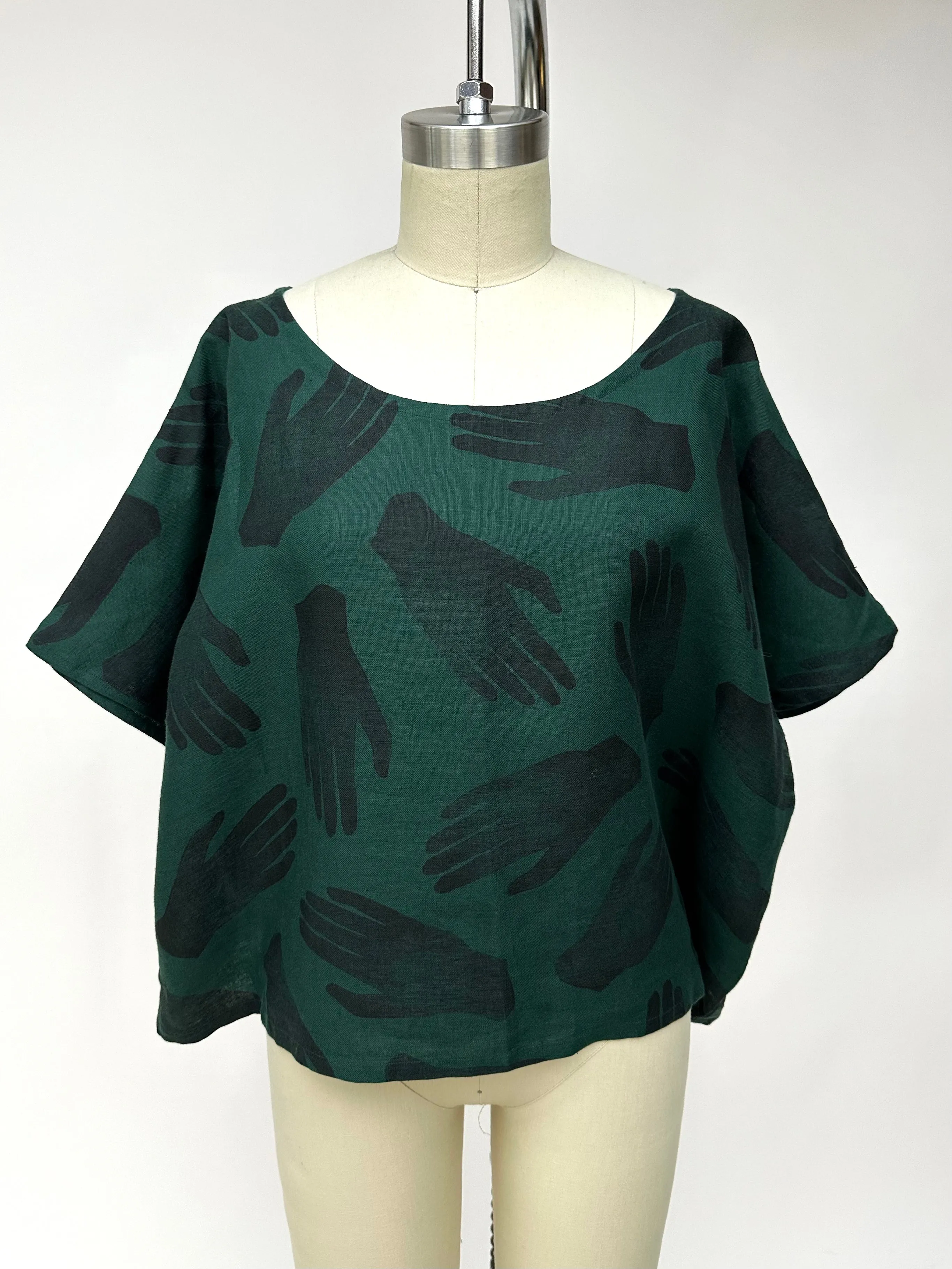 Maker & Mineral Linen Hands Top