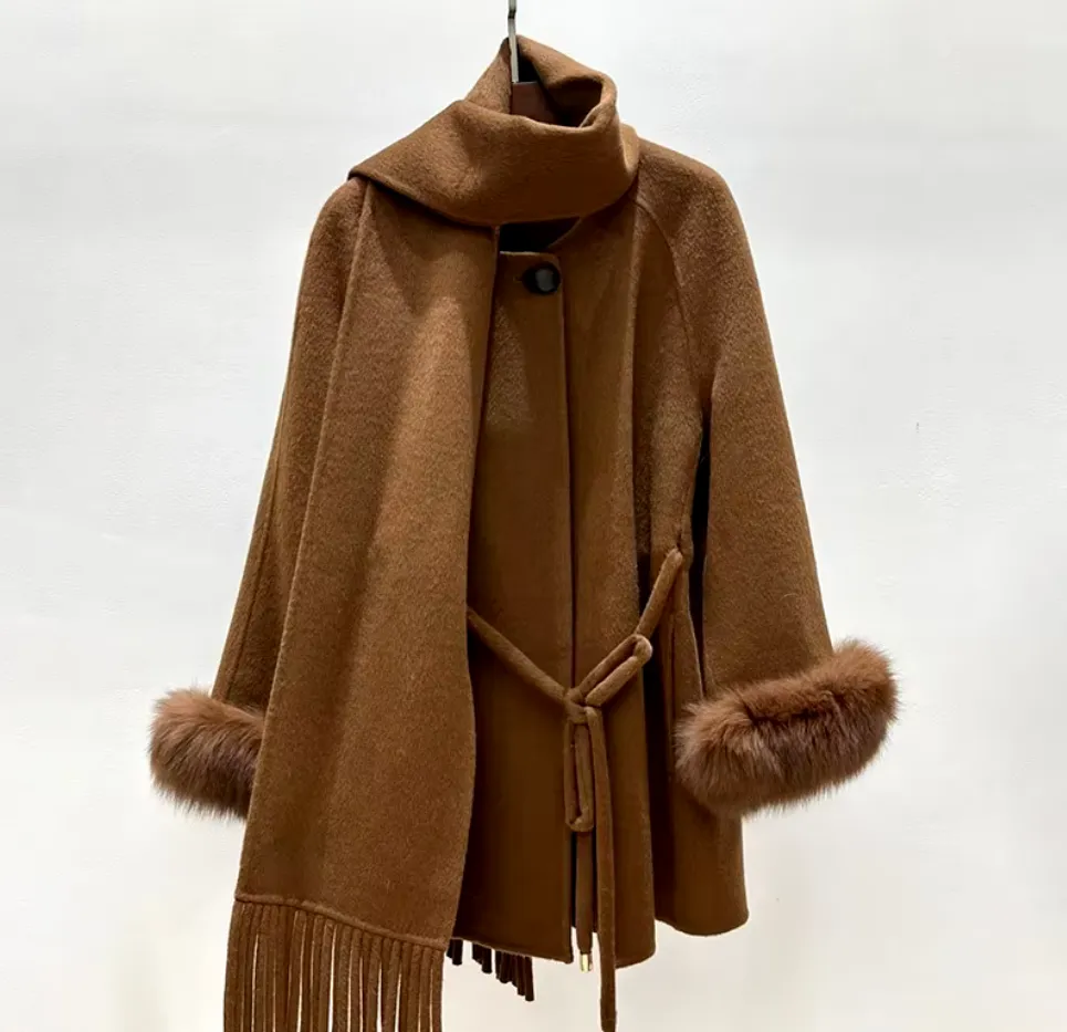 Maleyna | Cashmere Wool Coat with Scarf