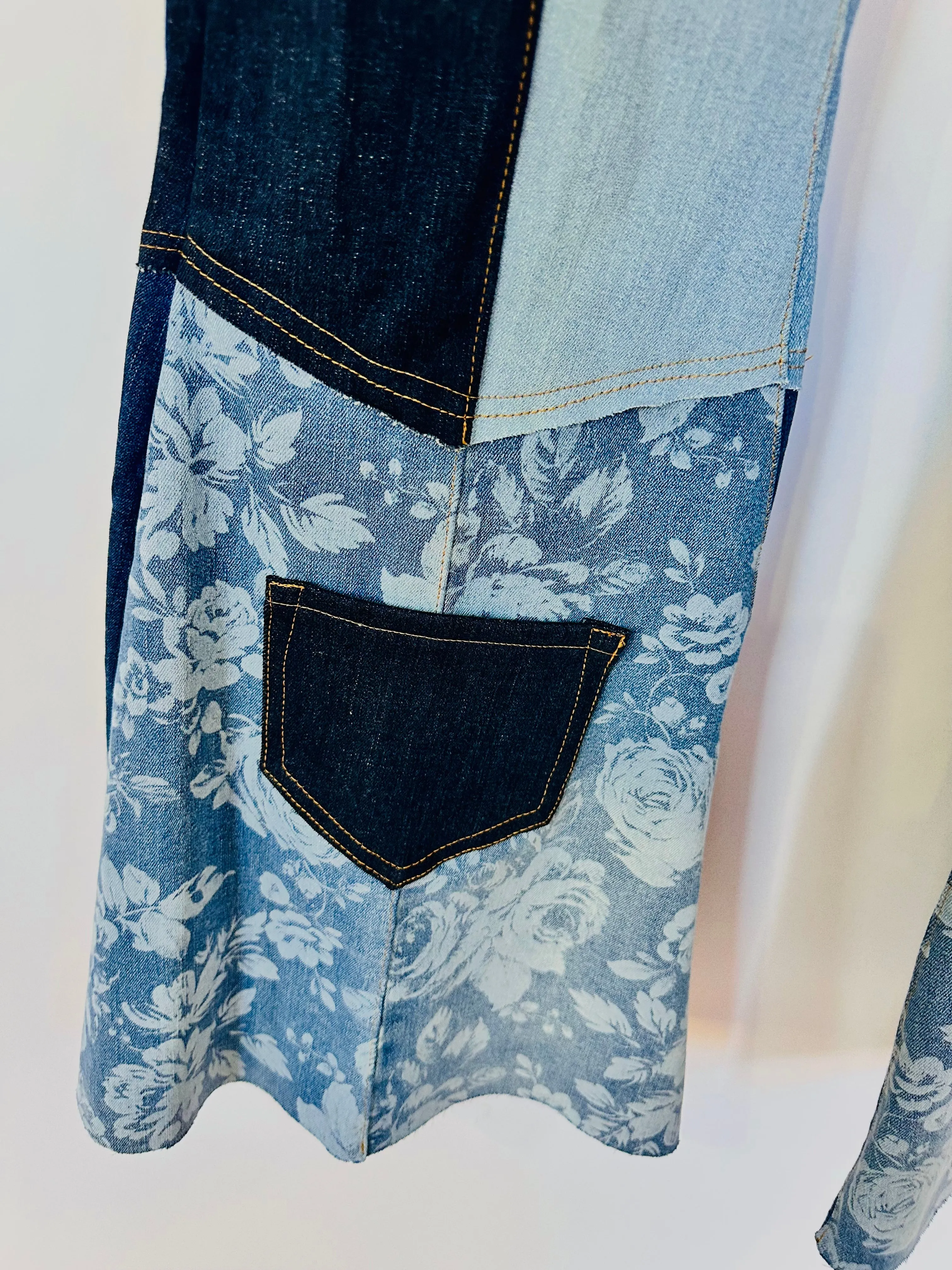 mid-lower rise blue   floral print bell bottom jeans [6/28]