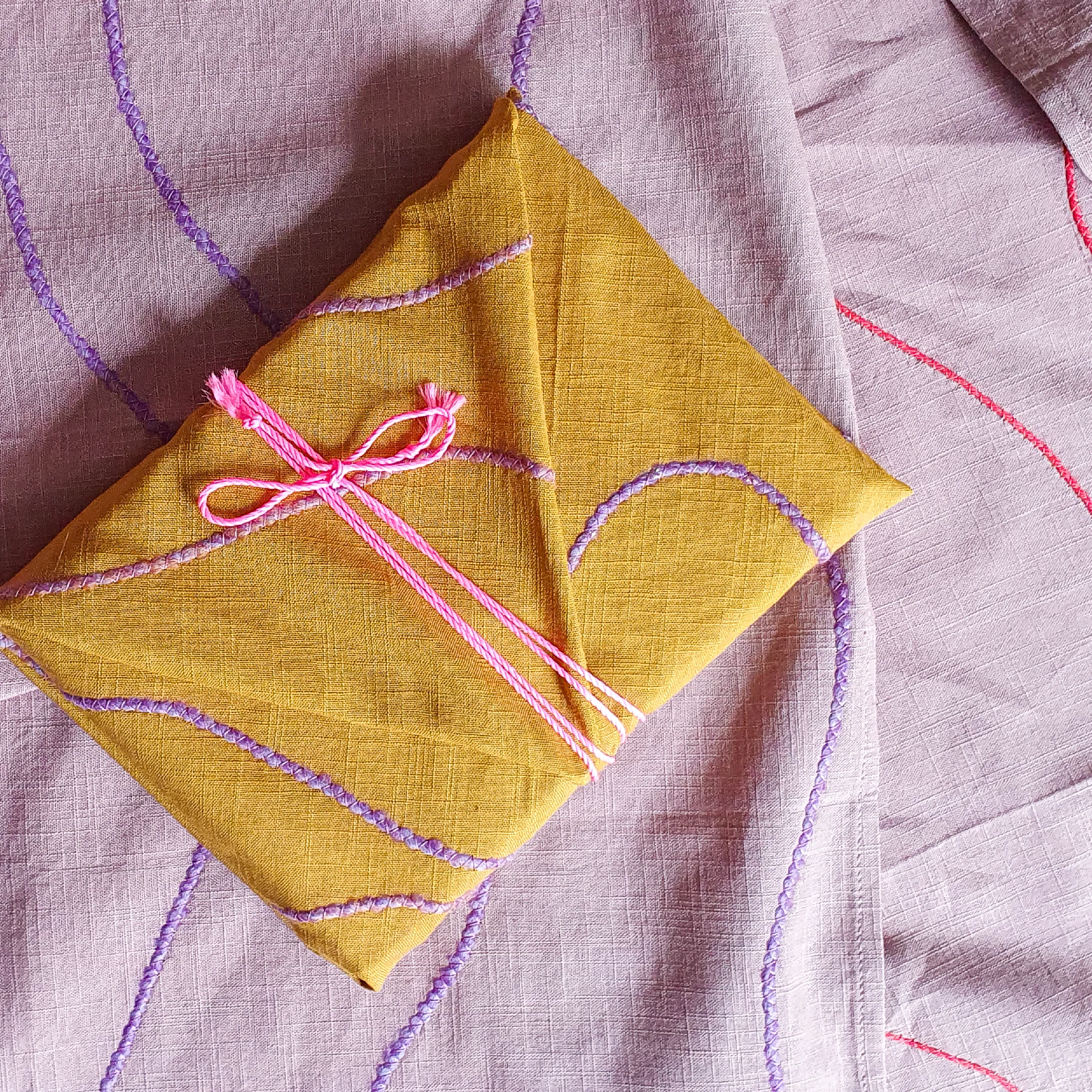 Mustard | Wriggle Wrap