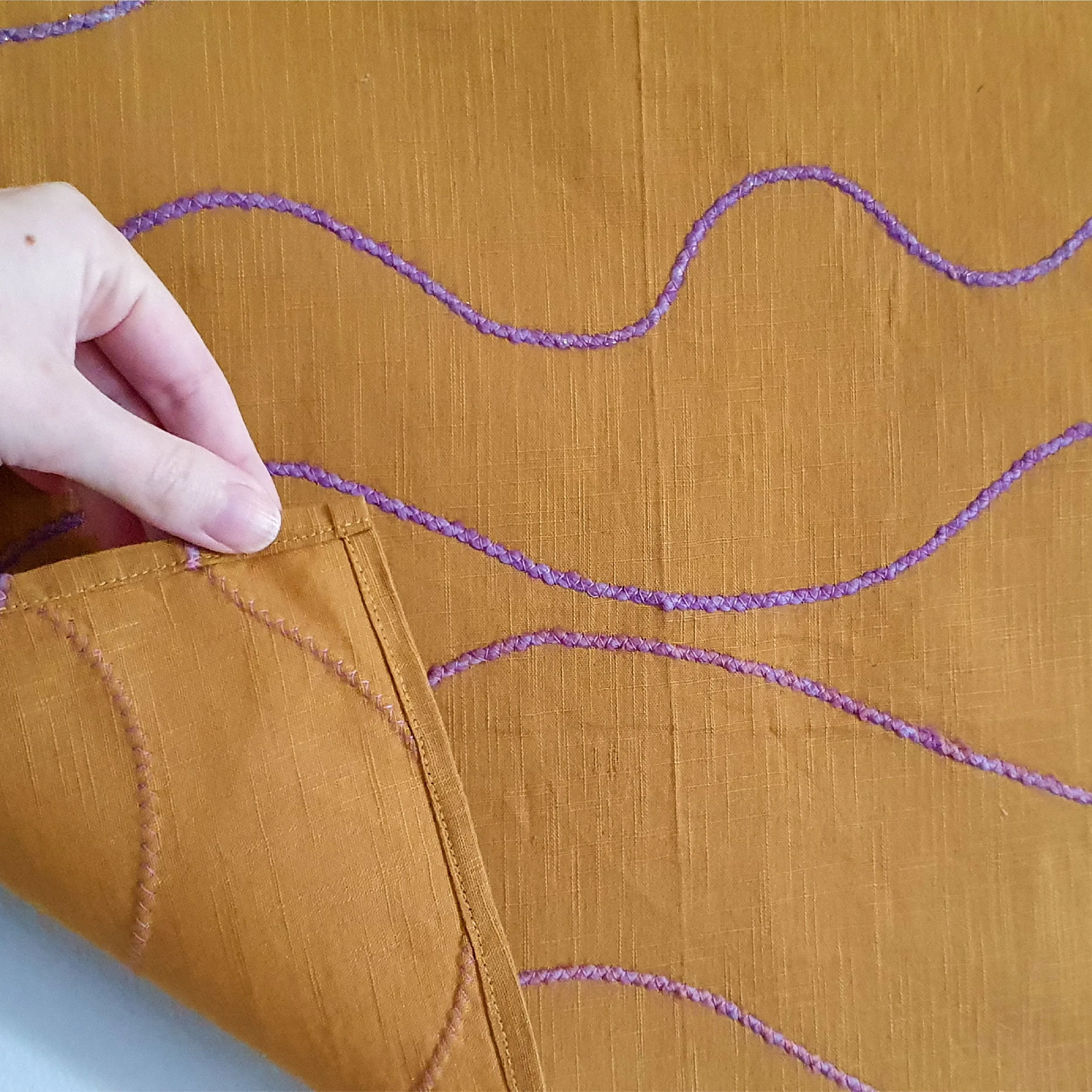 Mustard | Wriggle Wrap