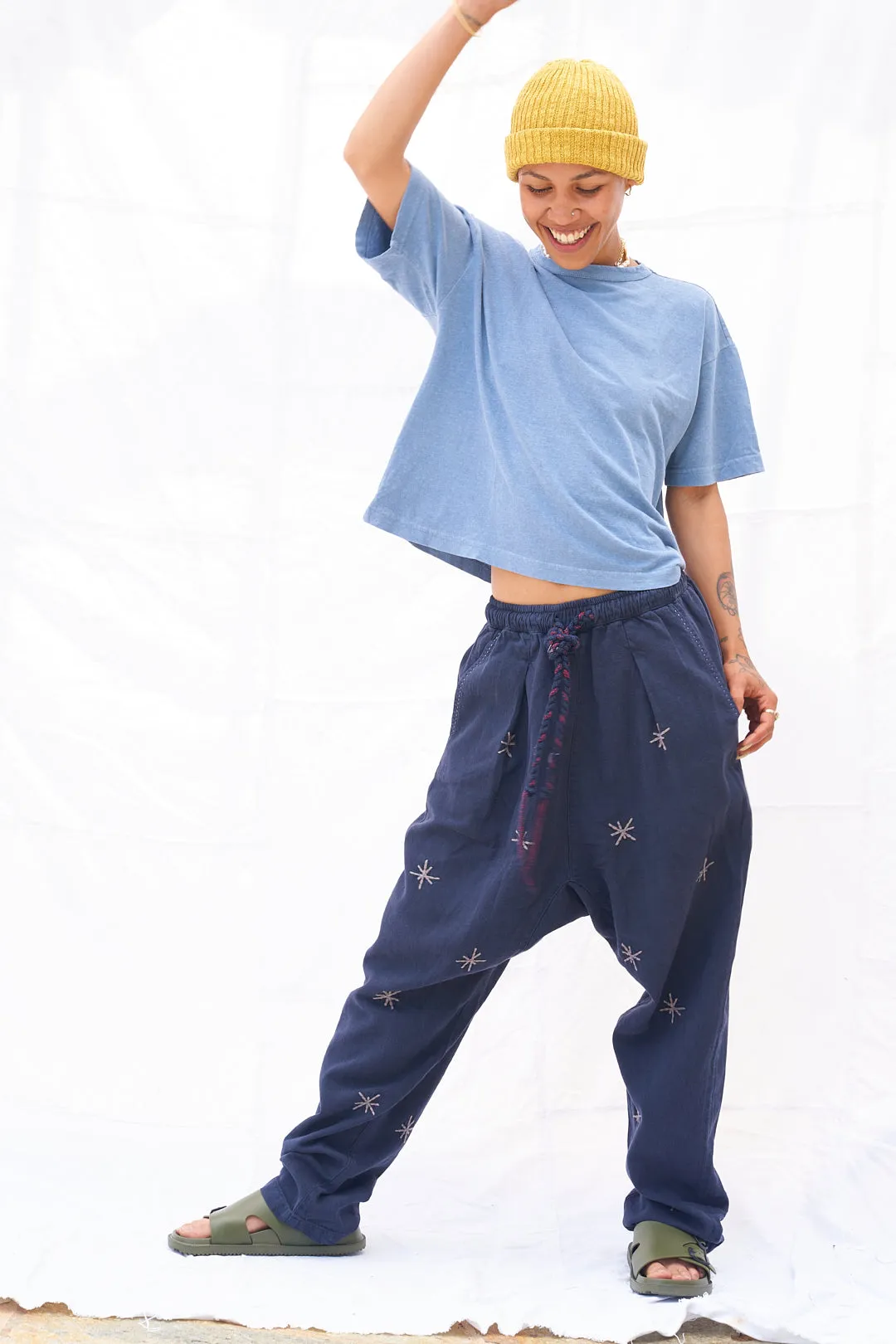 P61 Chino Hemp Organic Cotton Embroidery Stars Sulfur Black