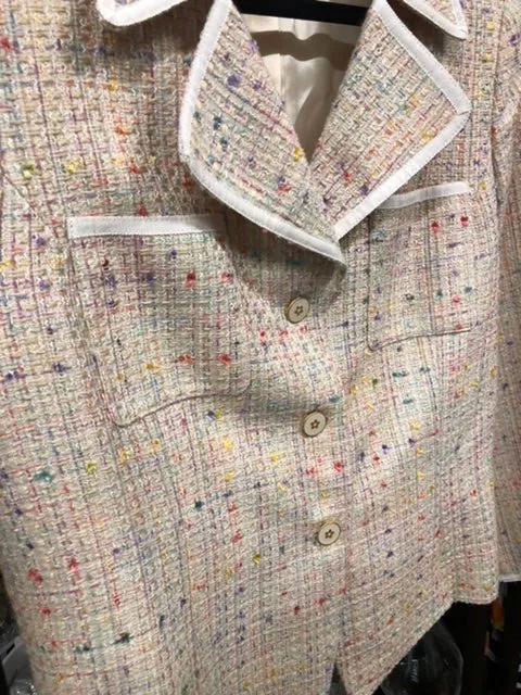Pastel Blazer, size 16. #6511