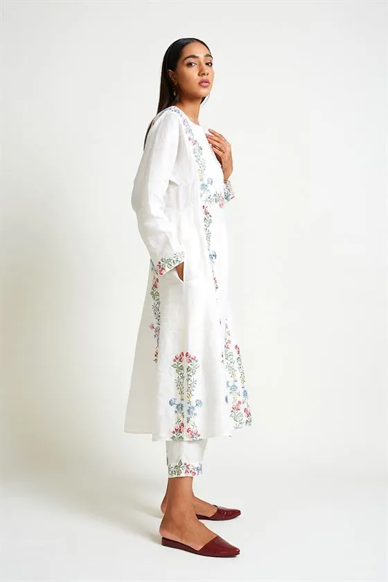 Payal Pratap   -   Rock Garden Alyssum Embroidered Kurta with Pant