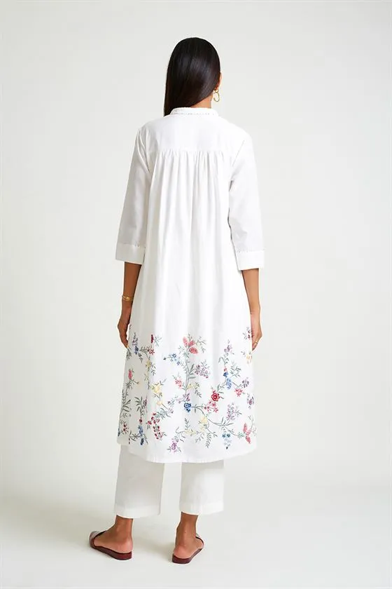 Payal Pratap   -   Rock Garden Oriole Embroidered Kurta Pant Set (2pcs)