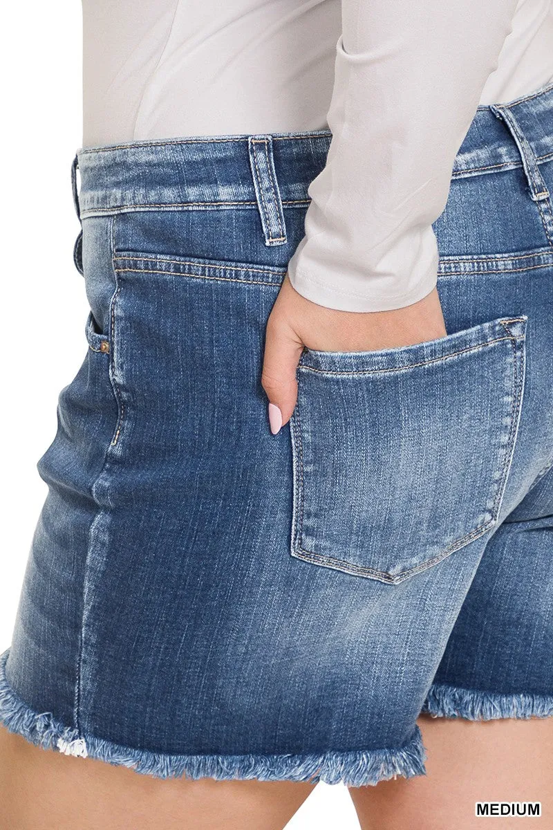 PLUS MID RISE RAW FRAYED HEM DENIM SHORT