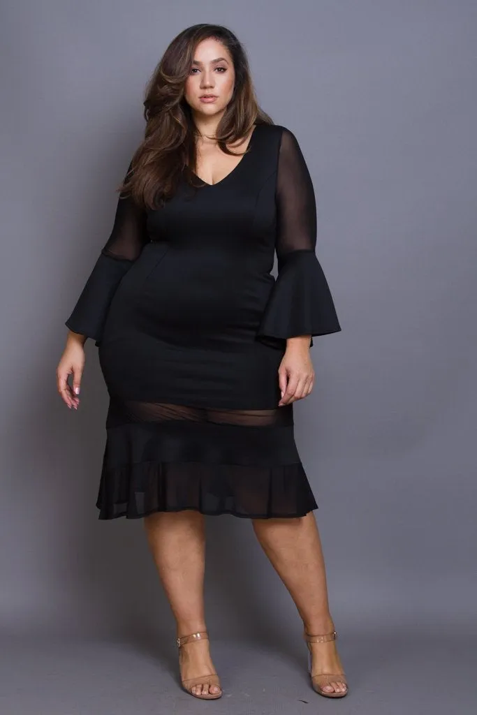 Plus Size Bell Sleeve Midi Dress [SALE]