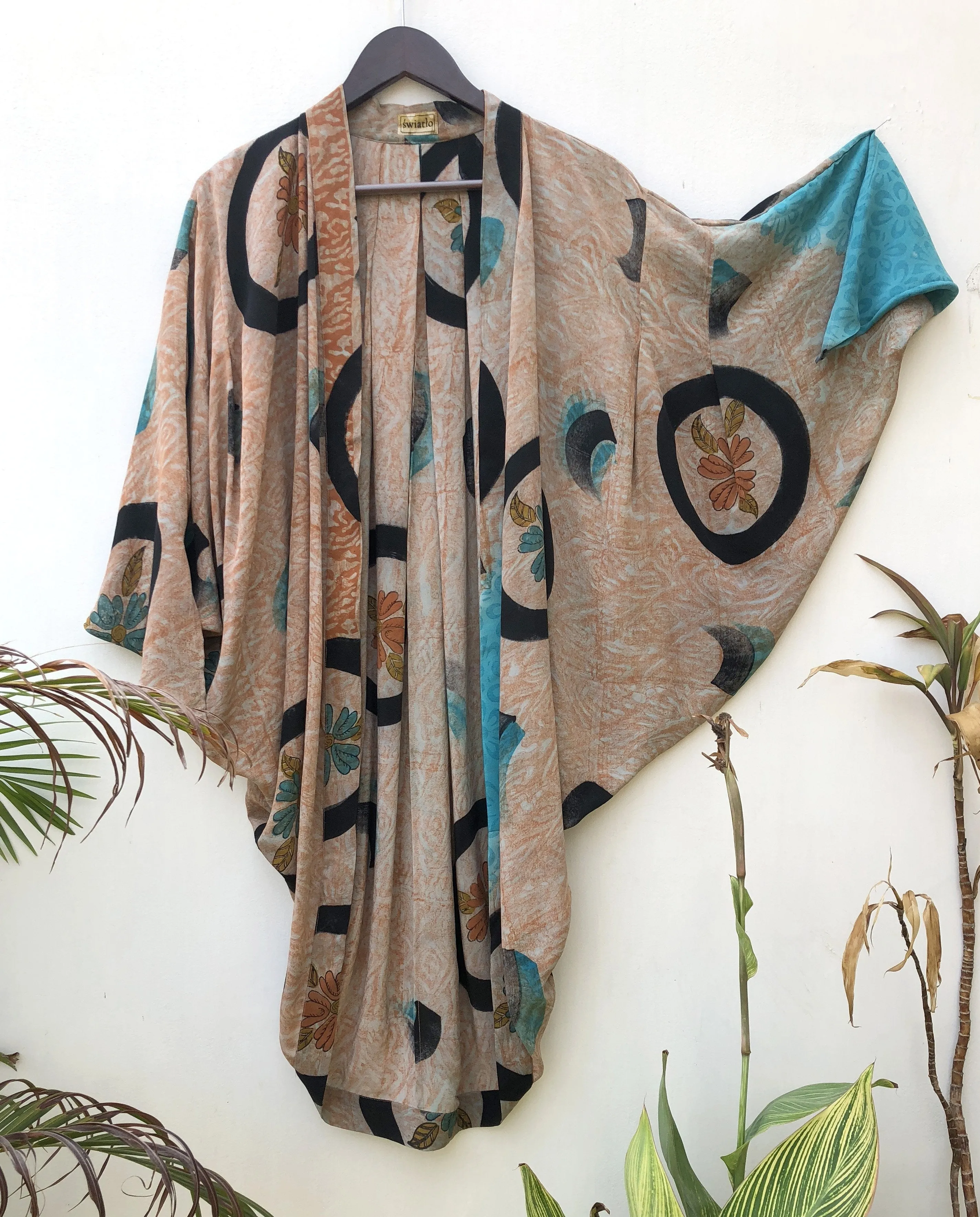 ReSaree 70's Shrug
