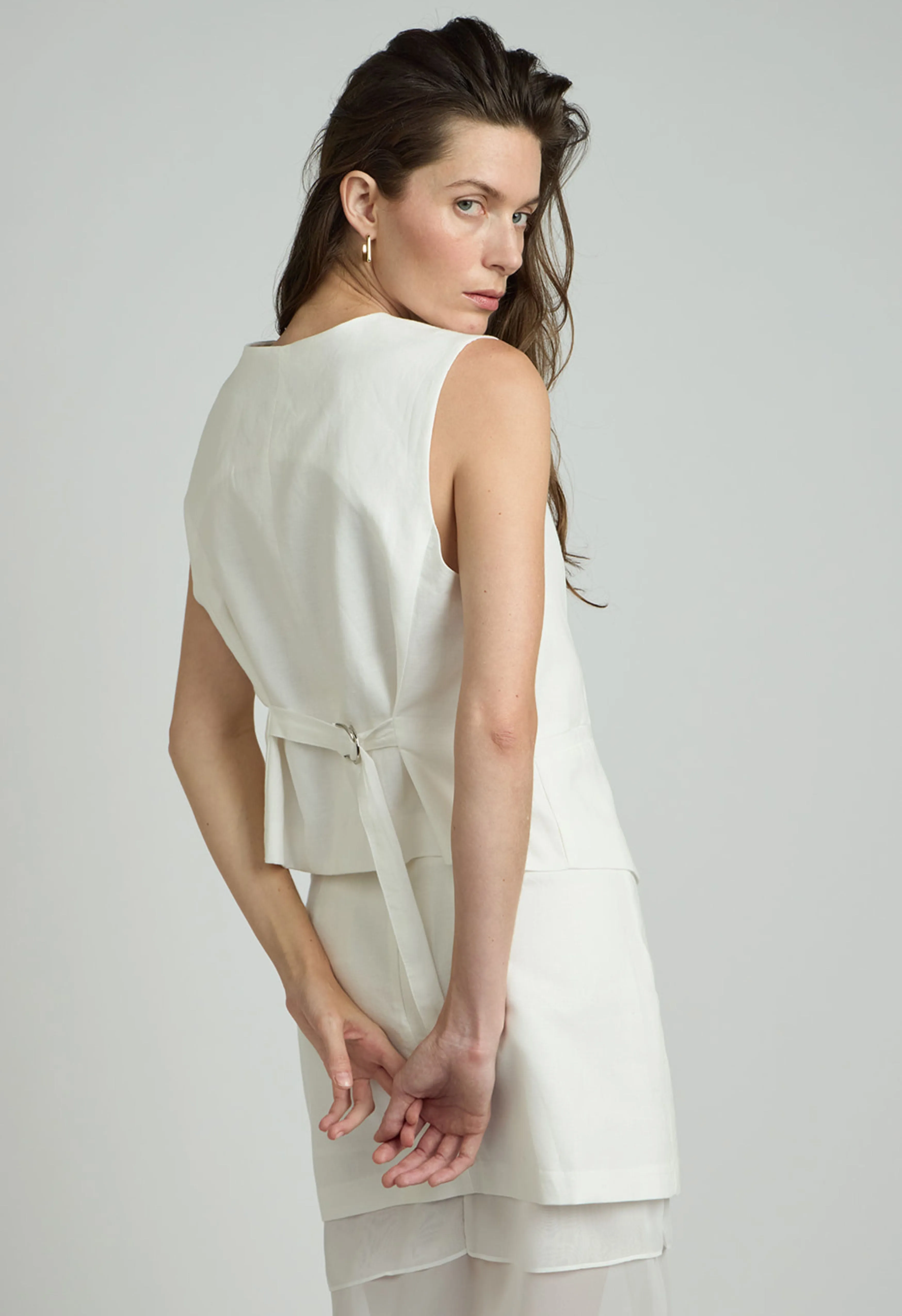 Richie Vest Top In White