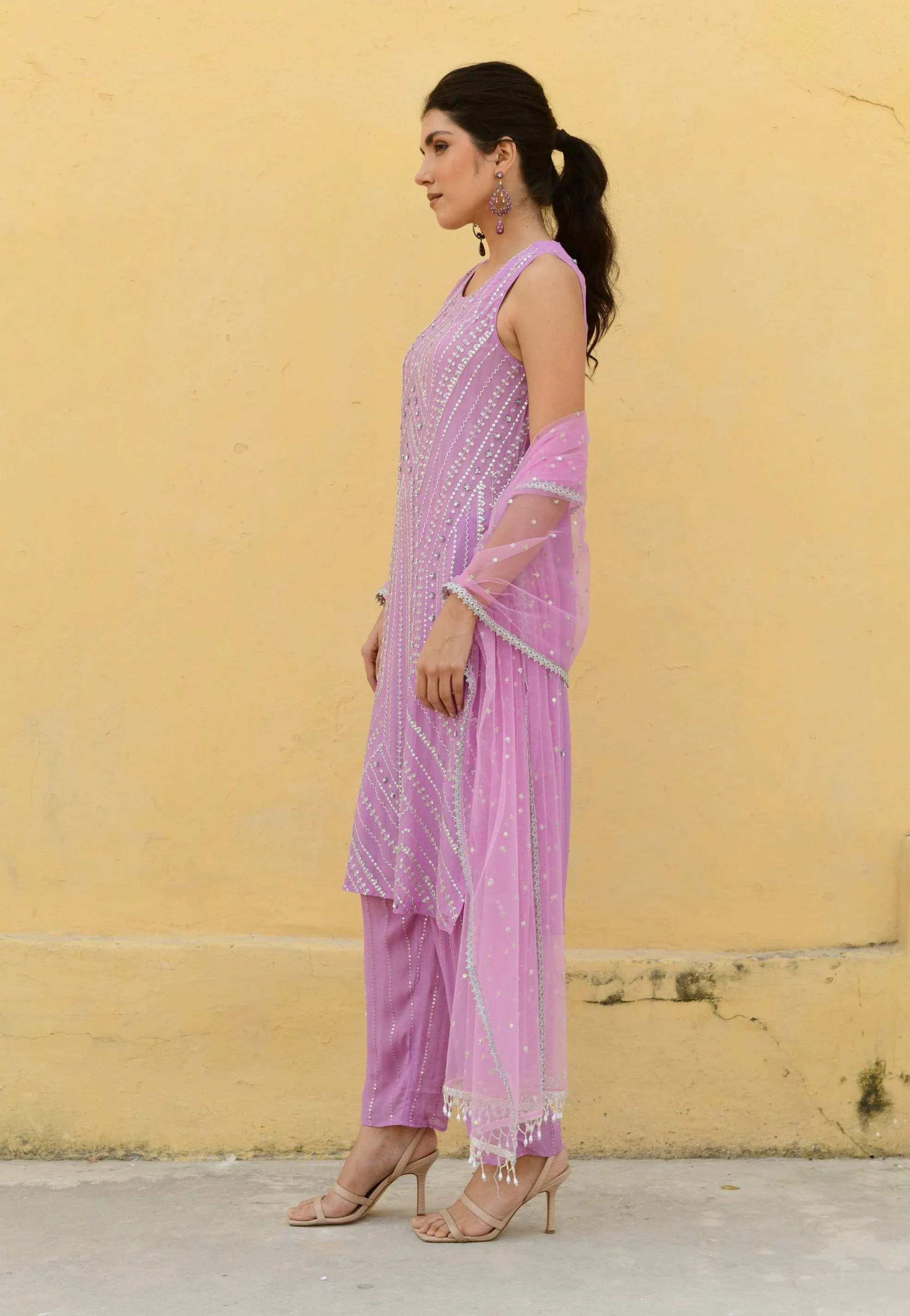 Saya lavender embroidered kurta set