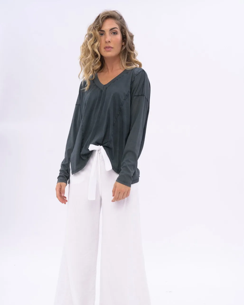 Stonewashed V-neck Organic Cotton Long Sleeve