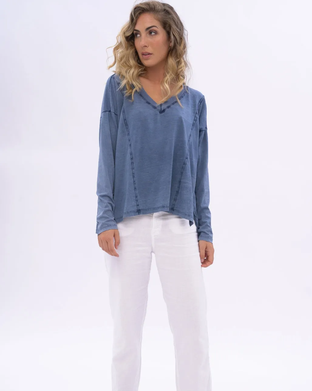 Stonewashed V-neck Organic Cotton Long Sleeve
