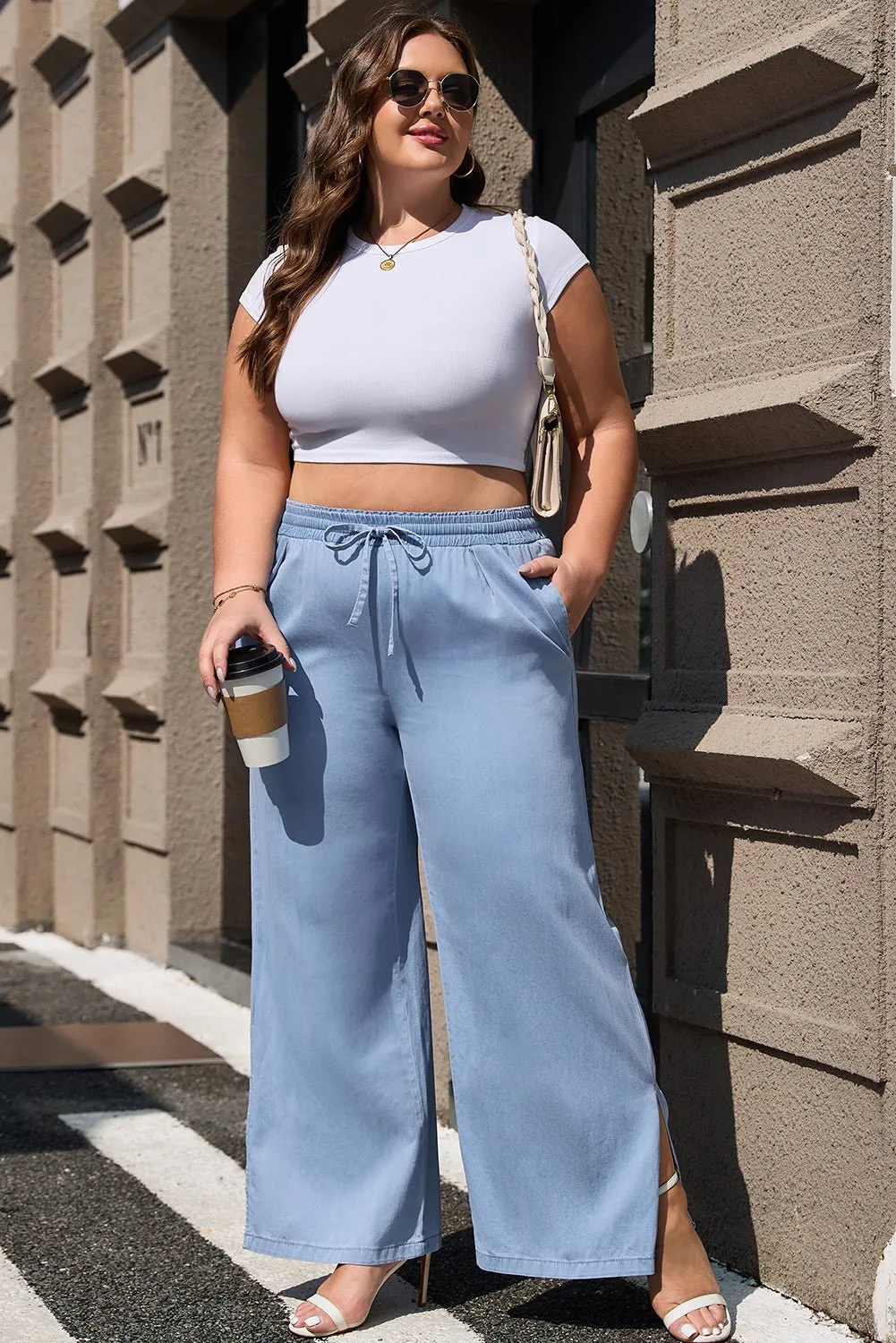 Stylish Plus-Size Jeans for Everybody