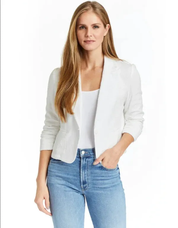 Suzie Blazer