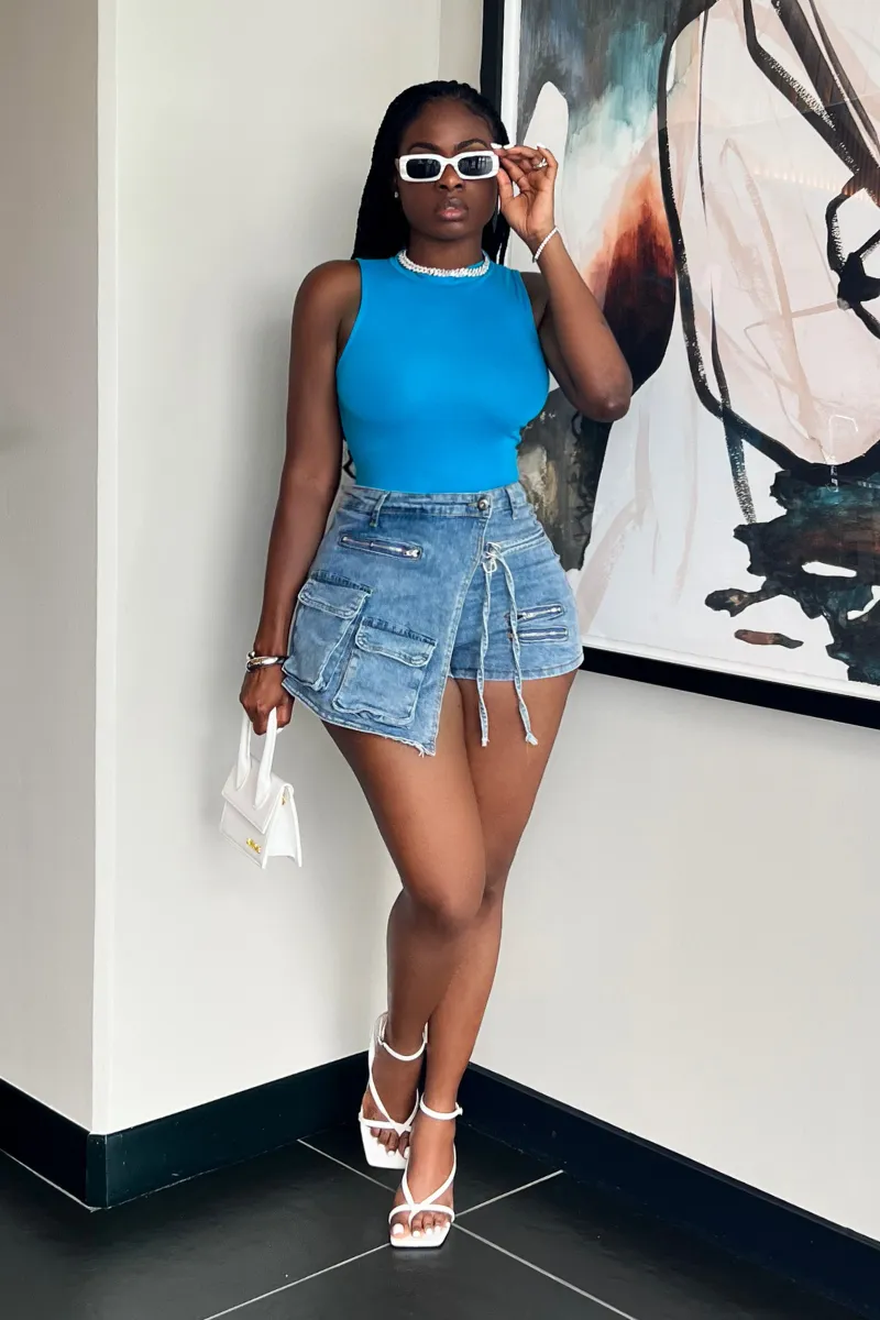 THE JAZZY CROP TOP
