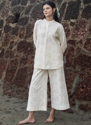 Tori Embroidered Set