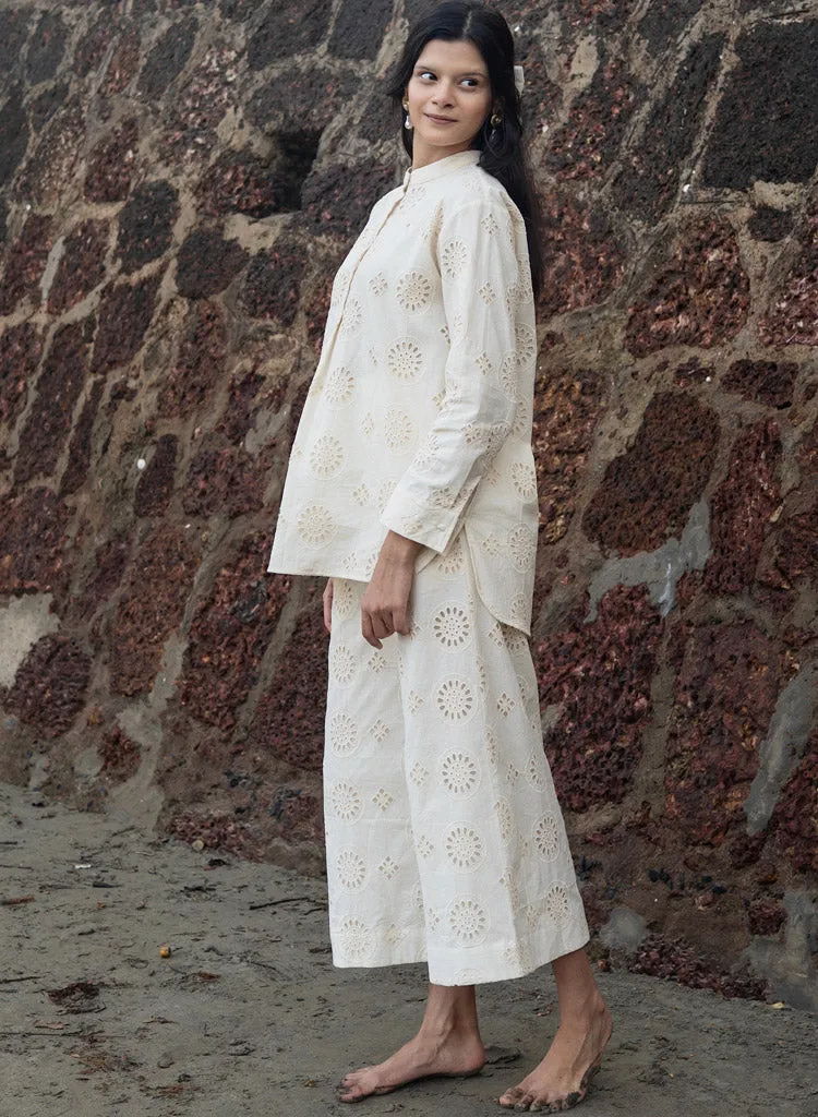Tori Embroidered Set