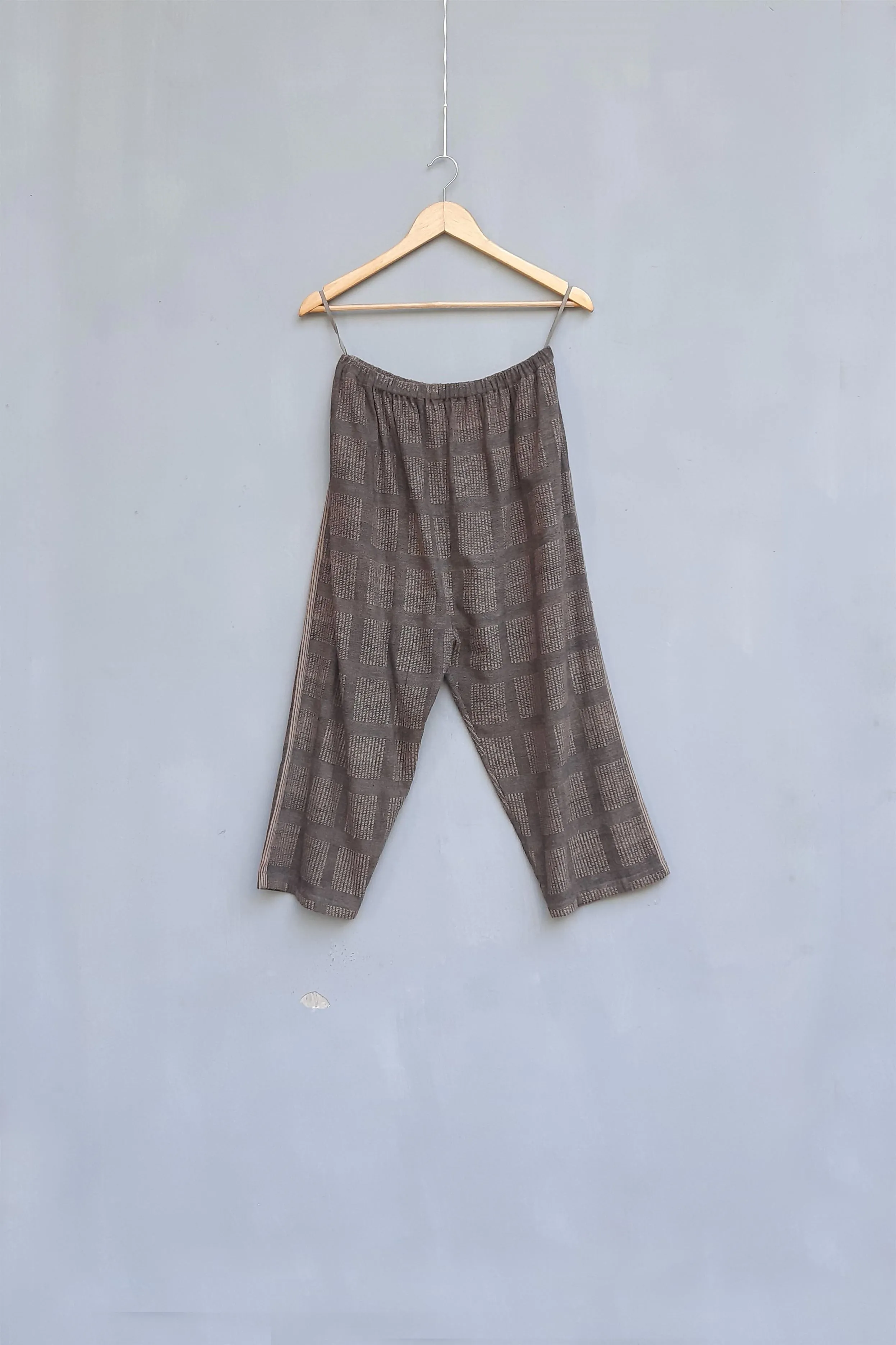 Urvashi Kaur   I   Tanglin PANT ZALE PANTS  Hand Spun Cotton nude TESSELLATE- 88