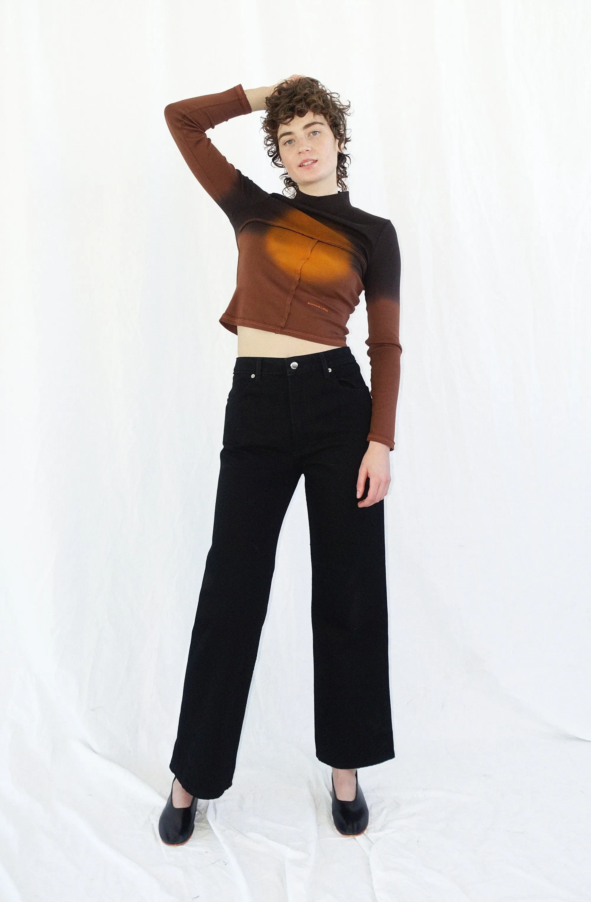 Wide Leg Jean in Almost Black